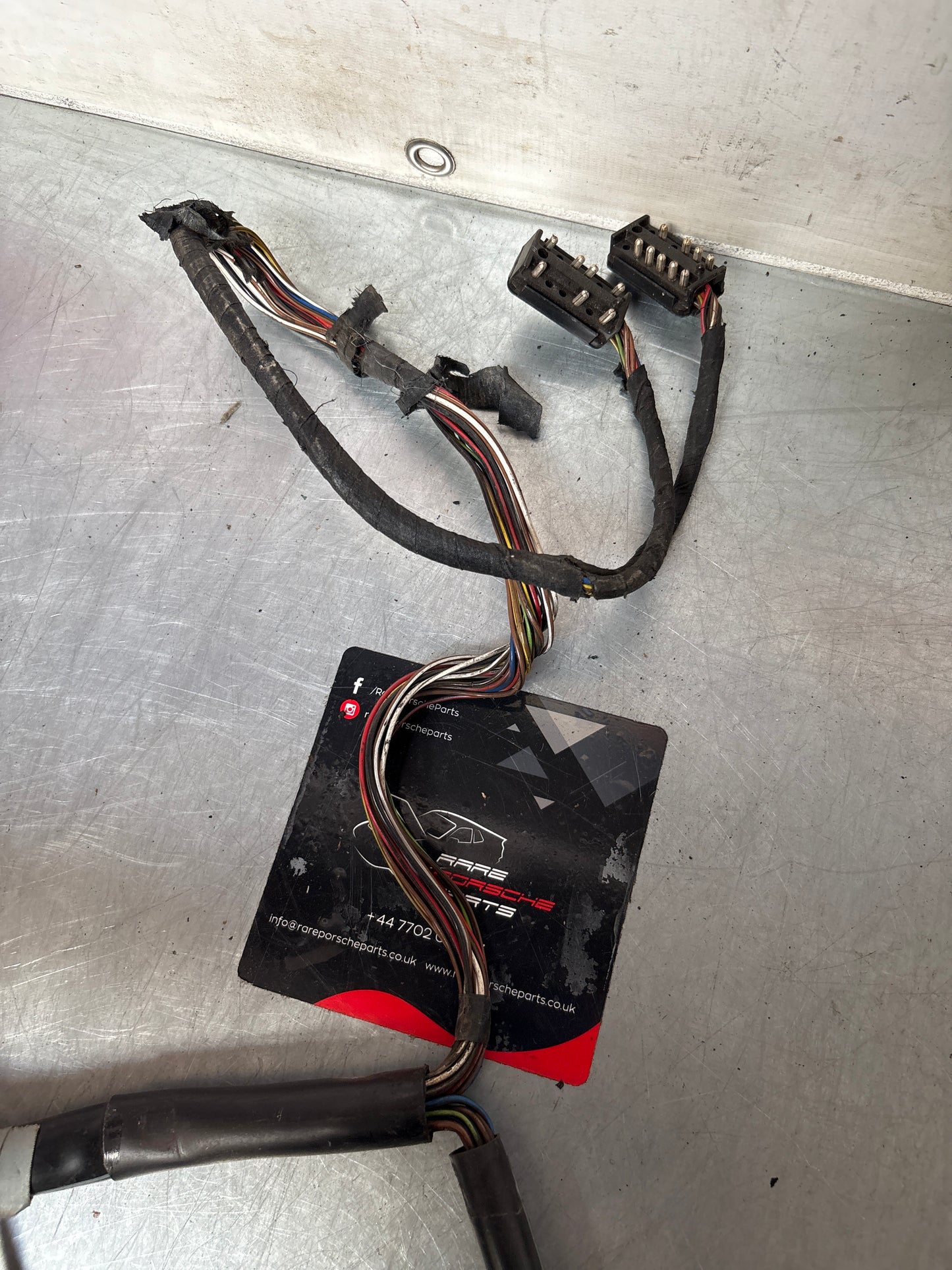 Porsche 944 S2 Turbo passenger door wiring loom with M651 sound system 94461203405 LHD