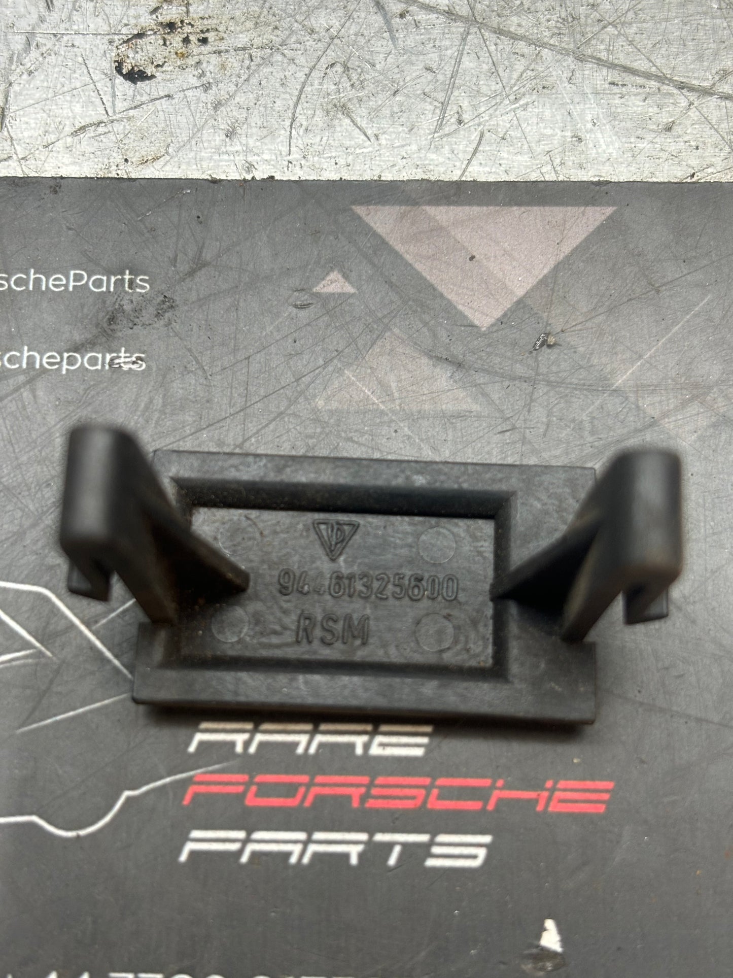 Porsche 944 968 switch blank 1986 onwards 94461325600 used