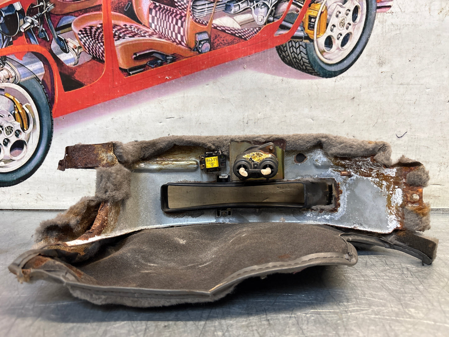 Porsche 928 handbrake sorround carpet, grey, used