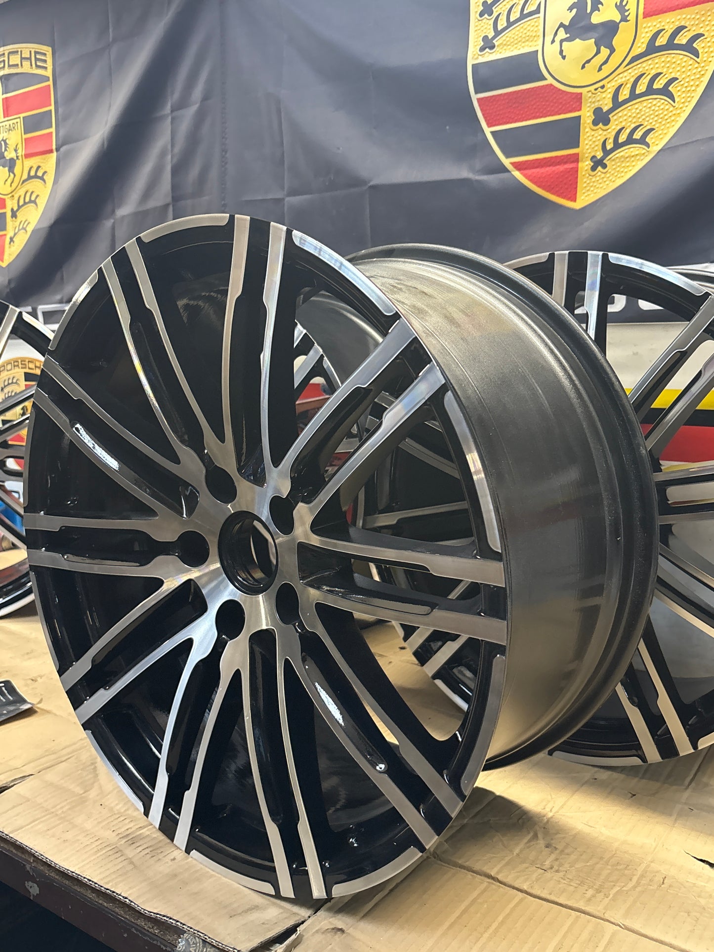 Porsche Cayenne 21-inch wheel set 92A Turbo III wheel 7P5601025AE, refurbished