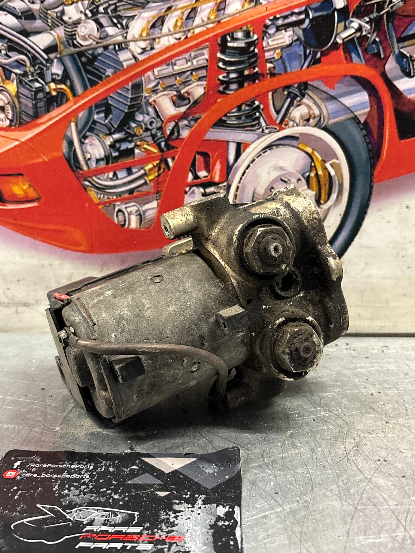 Porsche 928 S4 Bosch ABS pump, used 0265200039 / 92835575504