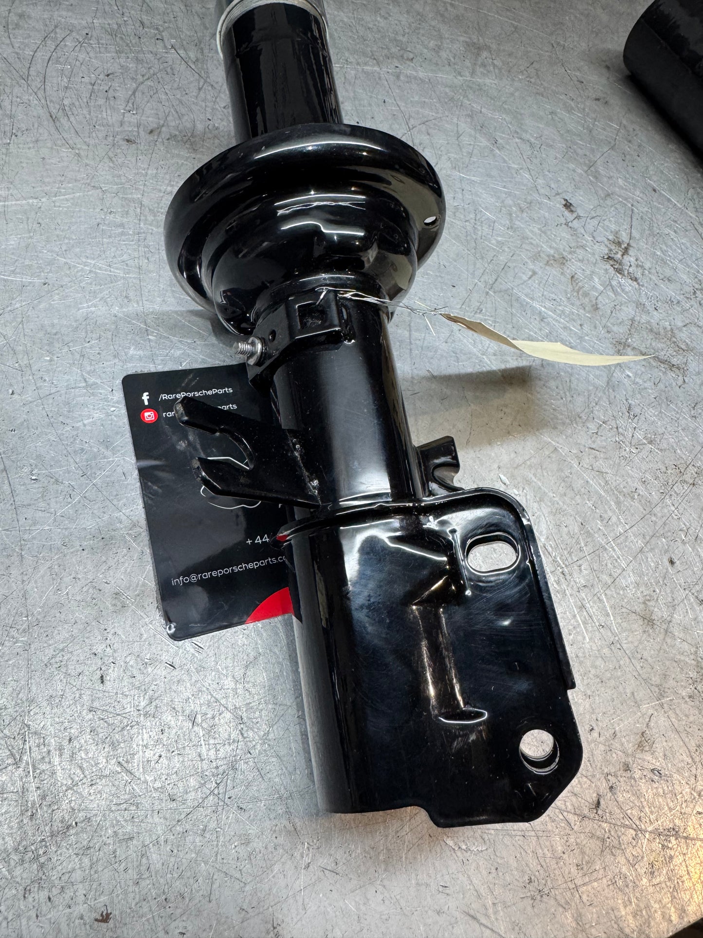 Porsche 944 Turbo (87-) Refurbished Front struts Pair. 95134303106 / 95134303206