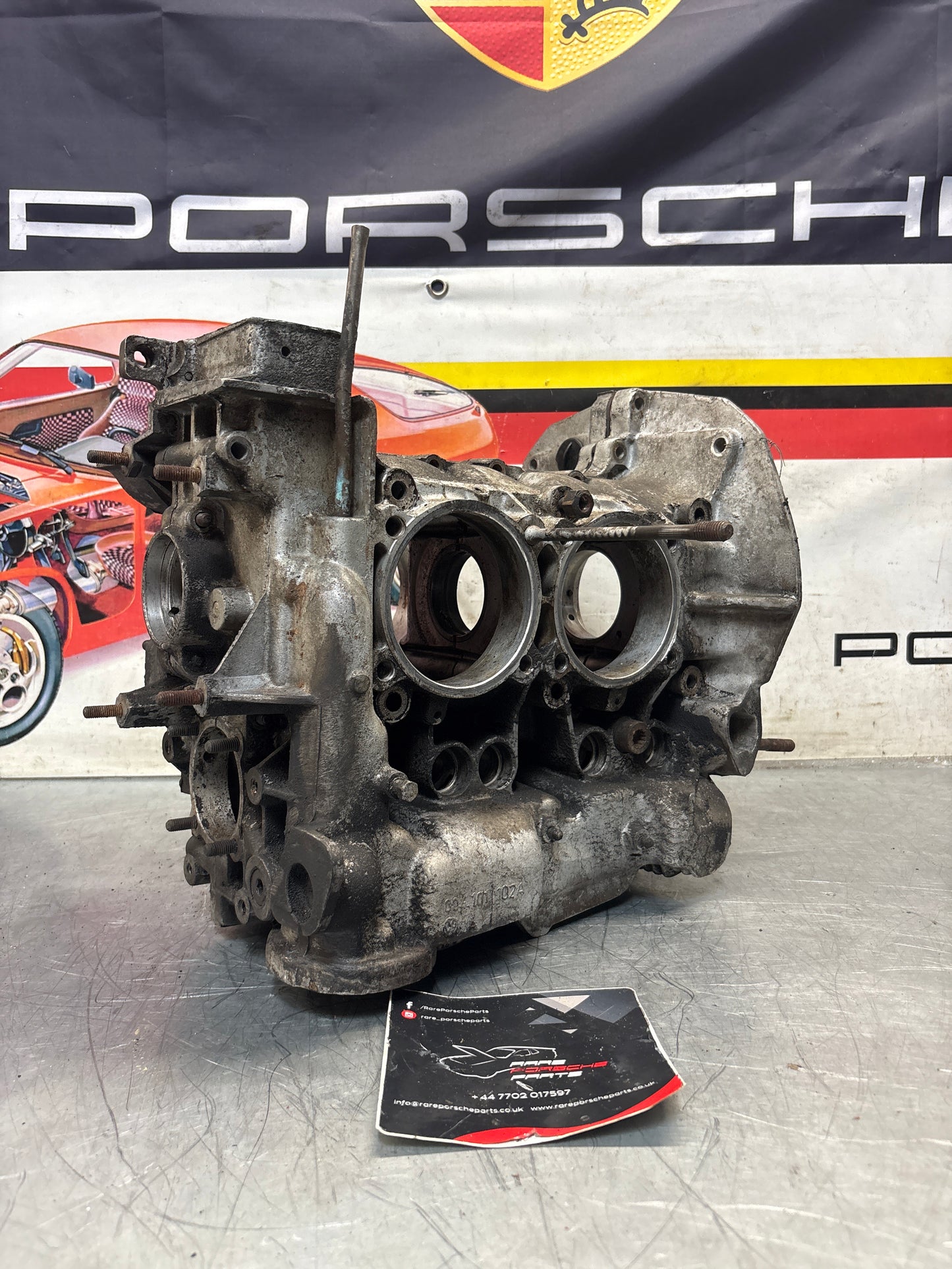 Porsche 914 1.7L engine case, used EA045825