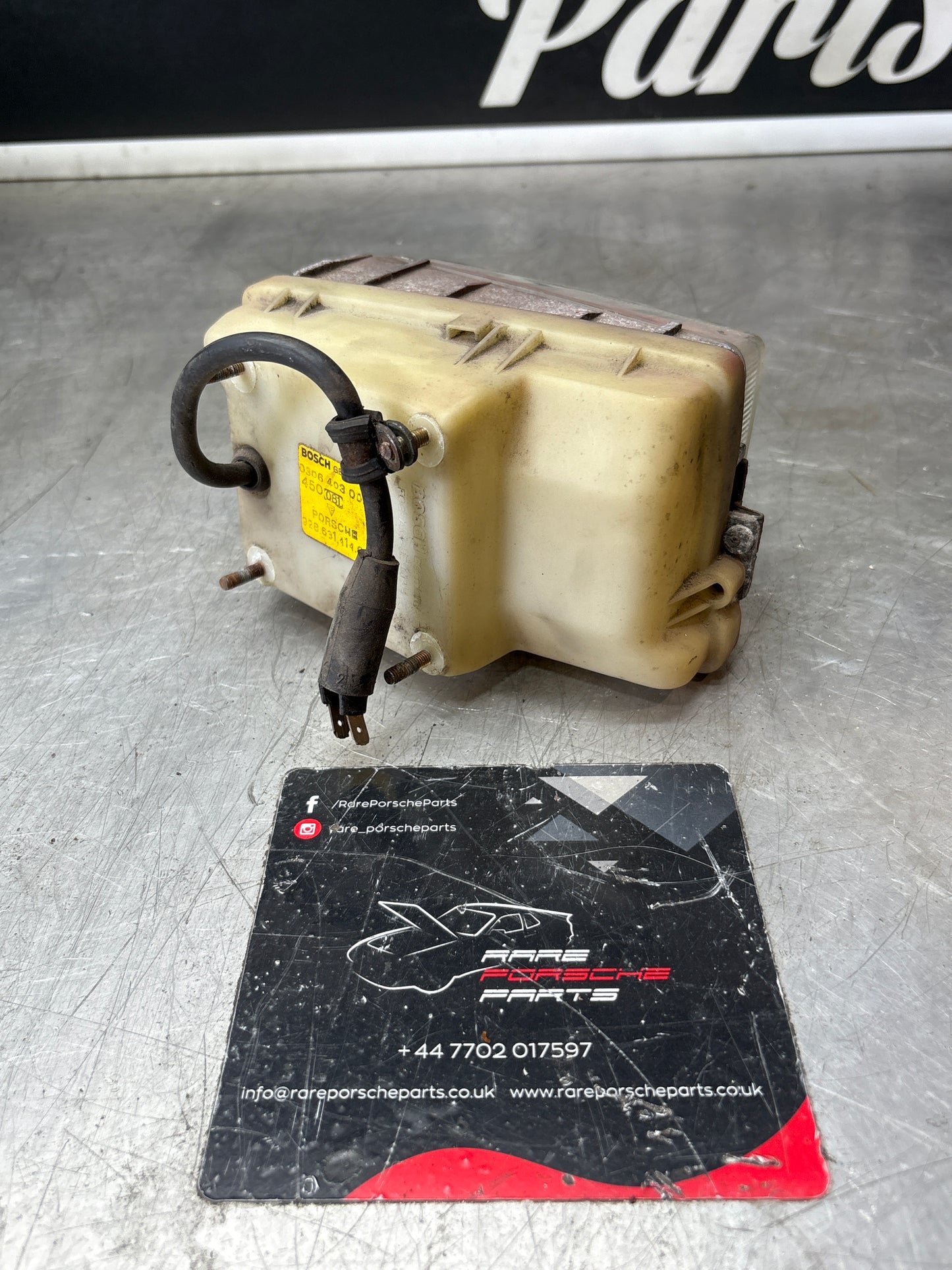 Porsche 928 Bosch headlight high beam, right 0306403002 / 92863141400