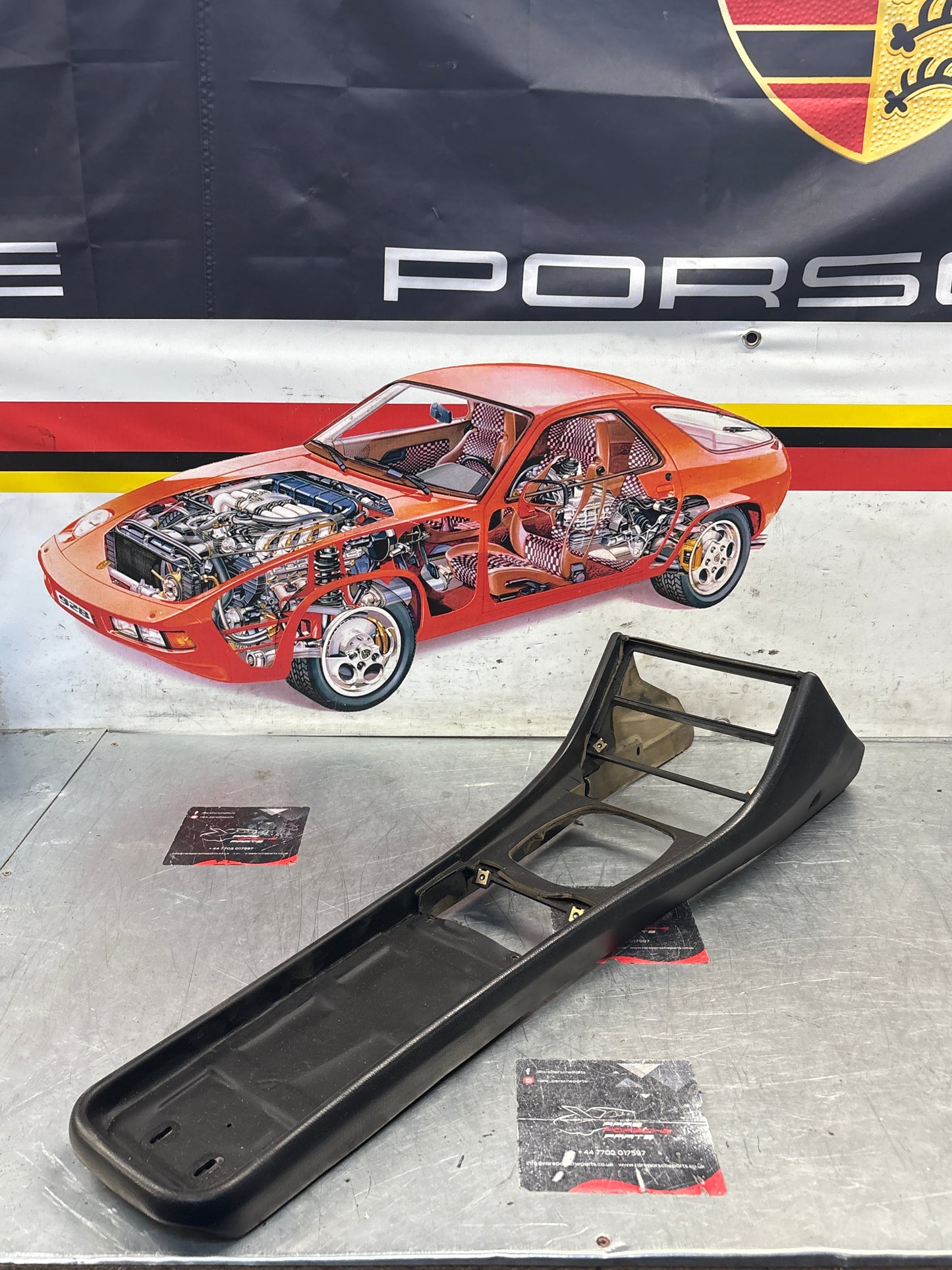 Porsche 944 centre console black 94455205100 used