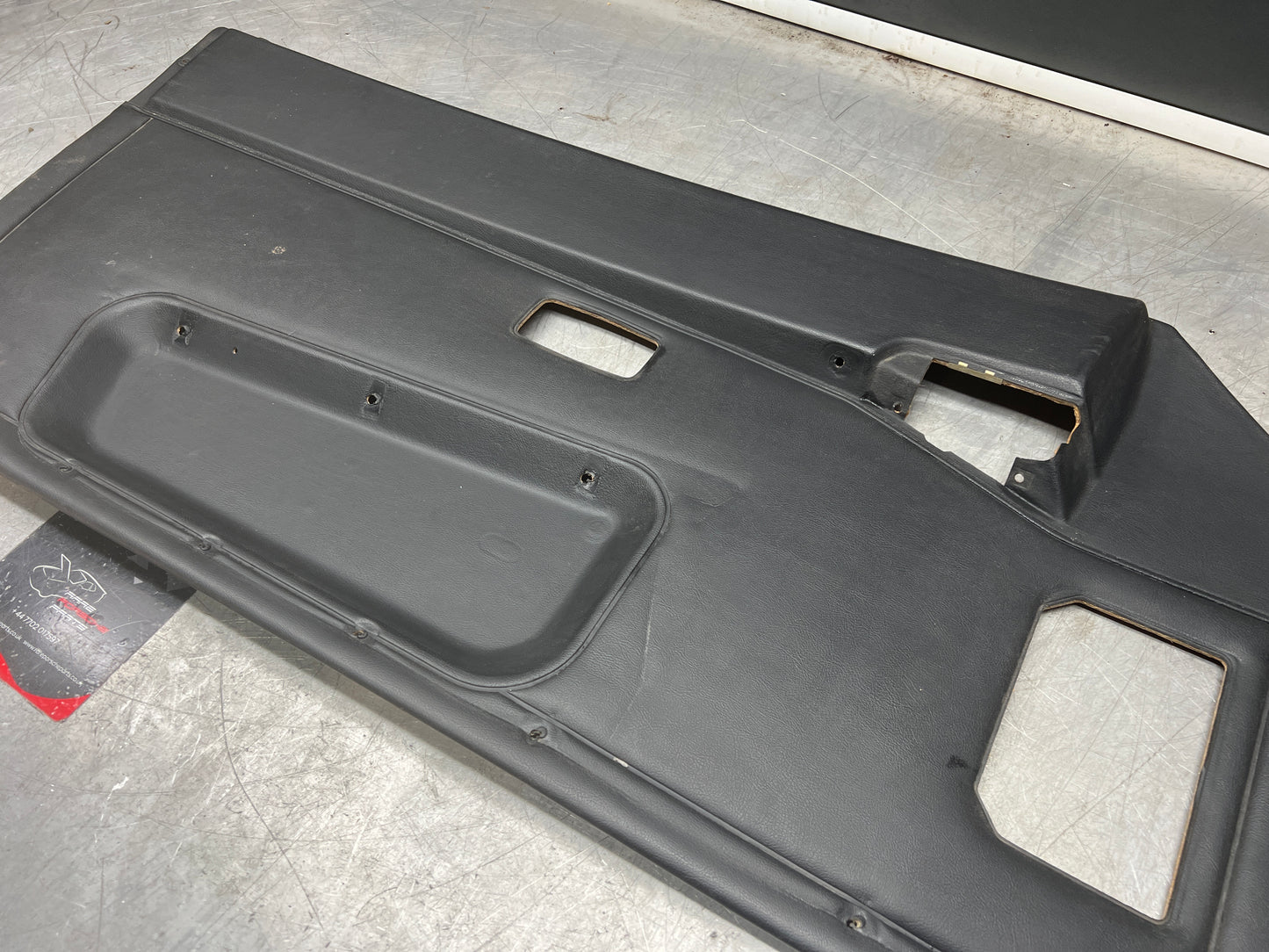 Porsche 944 left black door card for late cars from 85.5 944555017