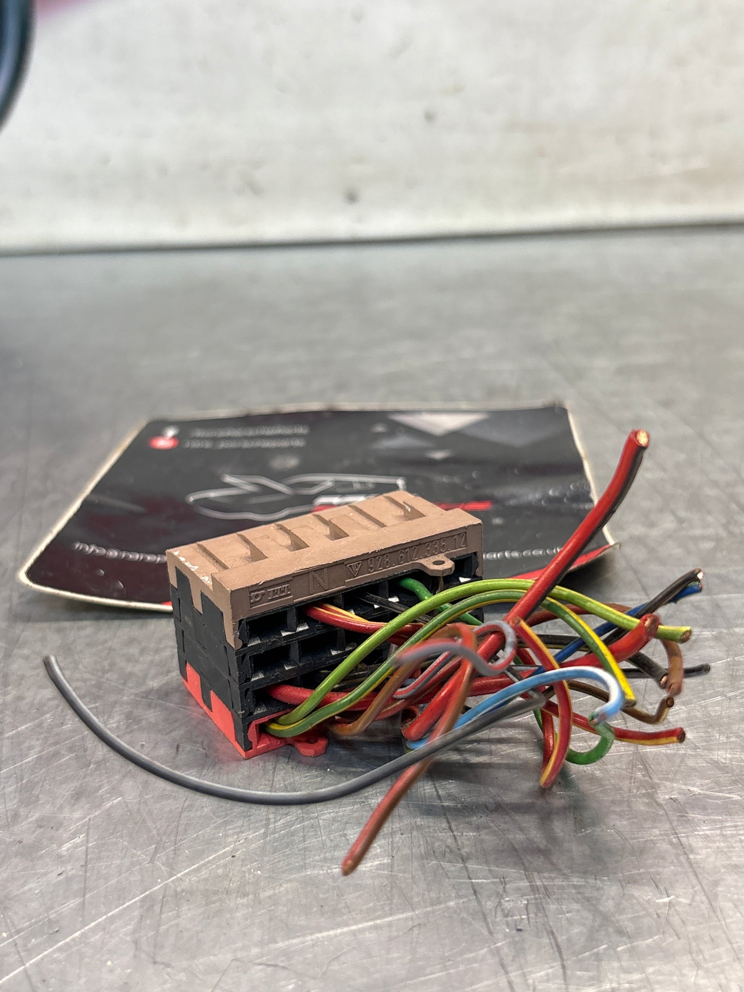 Porsche 944 85.5- fuse box pigtail, used brown-red 92861233512
