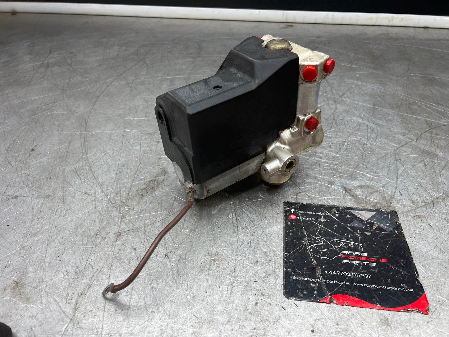 Porsche 911 964 Carrera 2/4 1989-1991 ABS Hydraulic Unit Module 96435575500 NOS