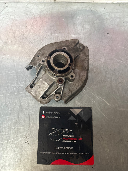 Porsche 924S / 944 camshaft inner bearing house, used 9441051193R