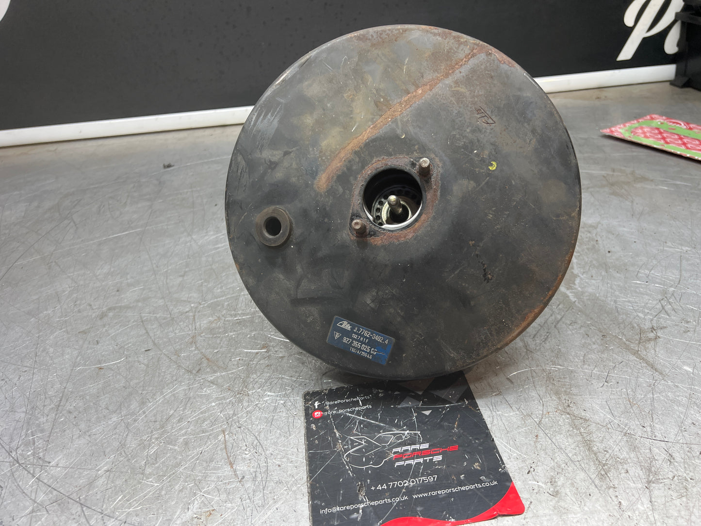 Porsche 928 brake booster, used 9273550250