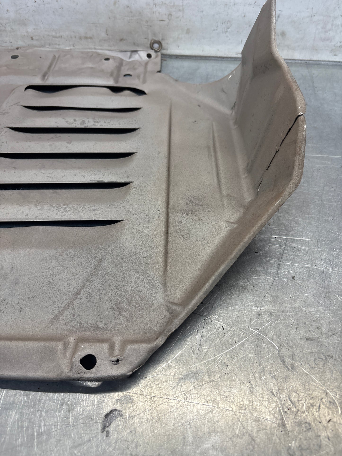 Porsche 924 early steel engine tray / belly pan / undertray used 477407583C refurbished