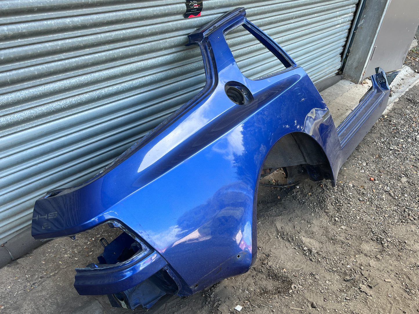 Porsche 944 S2 / Turbo 1991 Right side cut, rear fender with sill 94450390403 94450361200