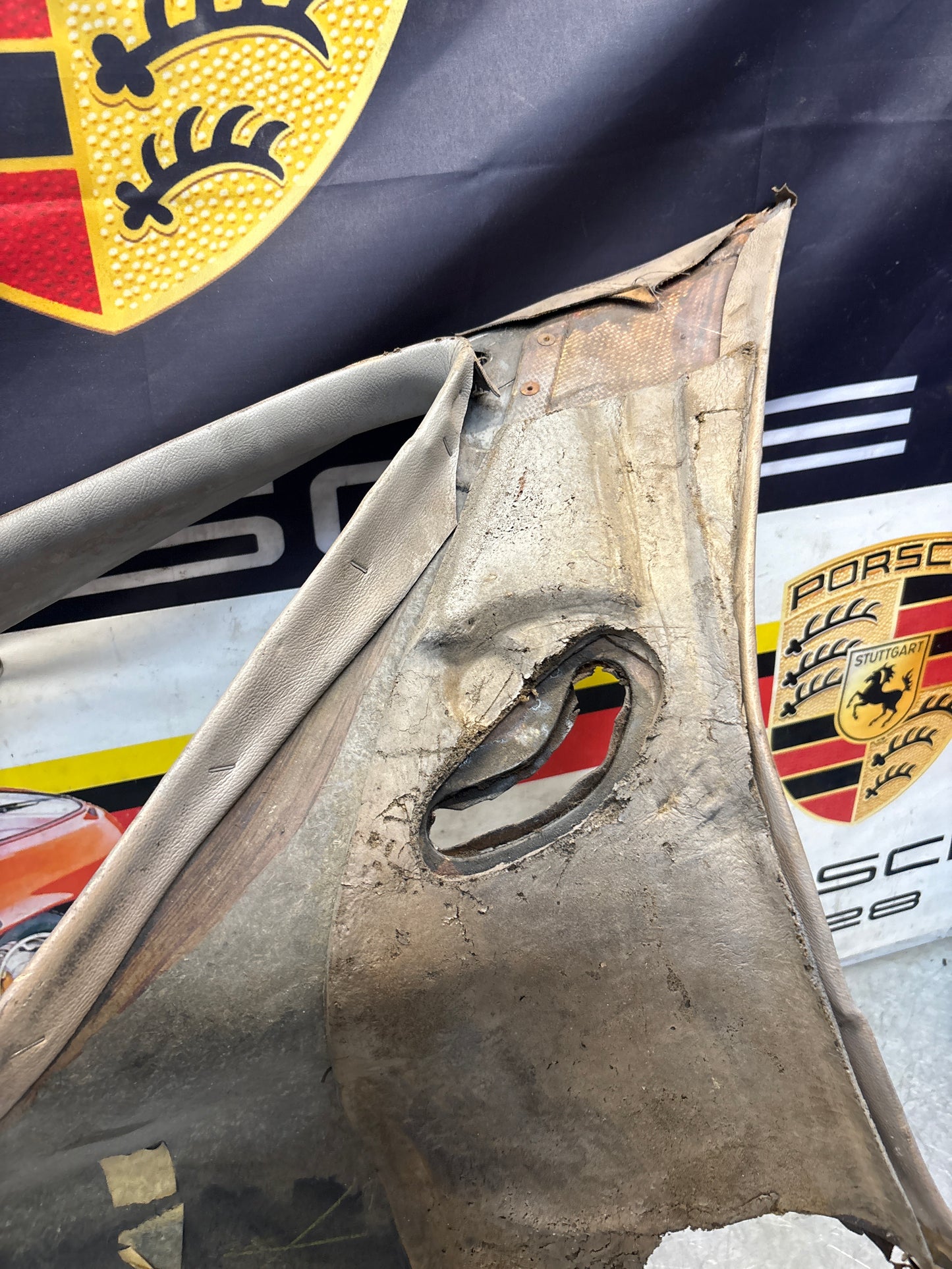 Porsche 928 right side lower side trim panel, grey used 92855502257