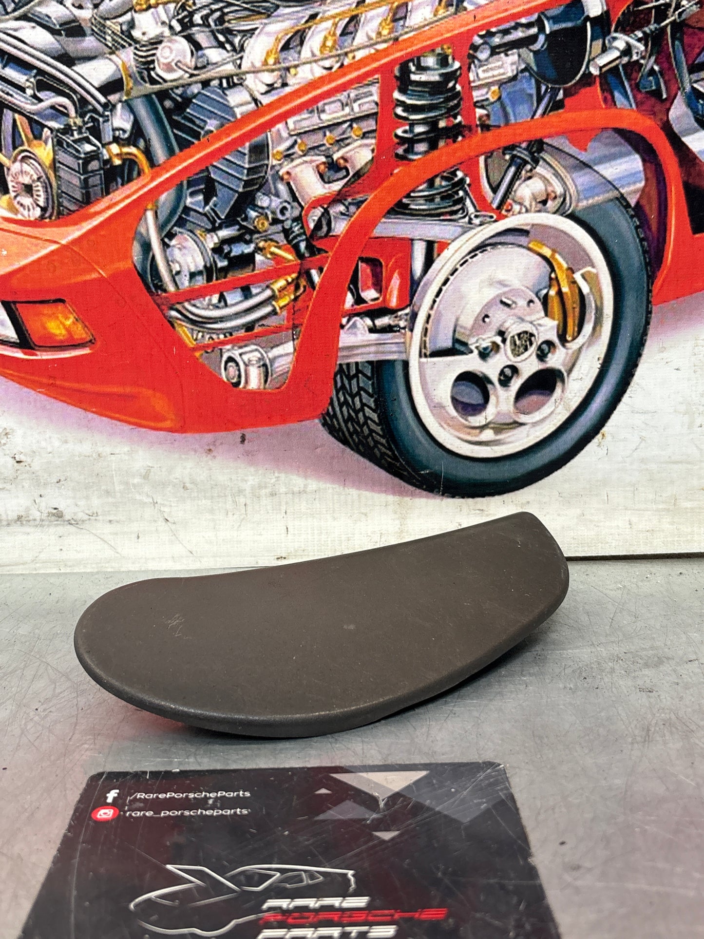 Porsche 928 seat hinge cover grey, right used 92852114802