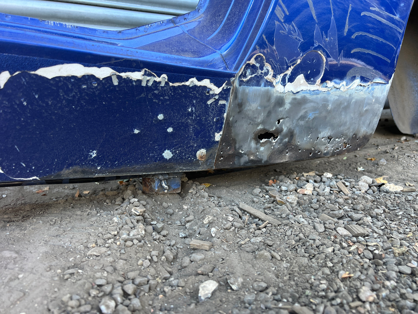 Porsche 944 left side cut, rear fender with sill 94450390303, 94450361102