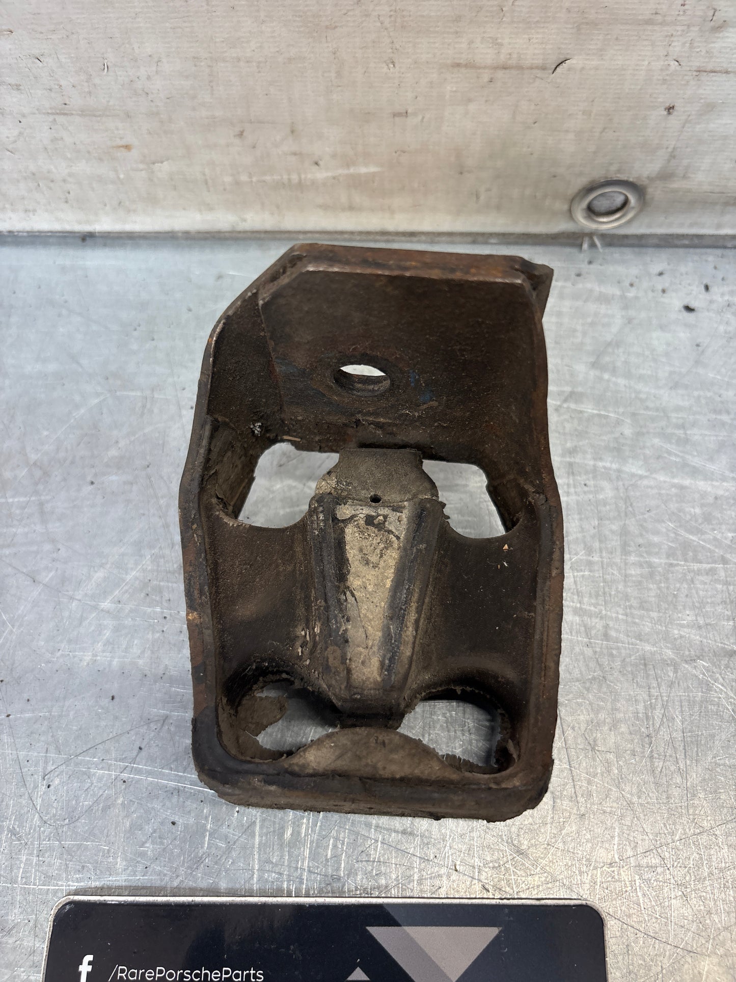 Porsche 924/944 gearbox mount, used 477399153J