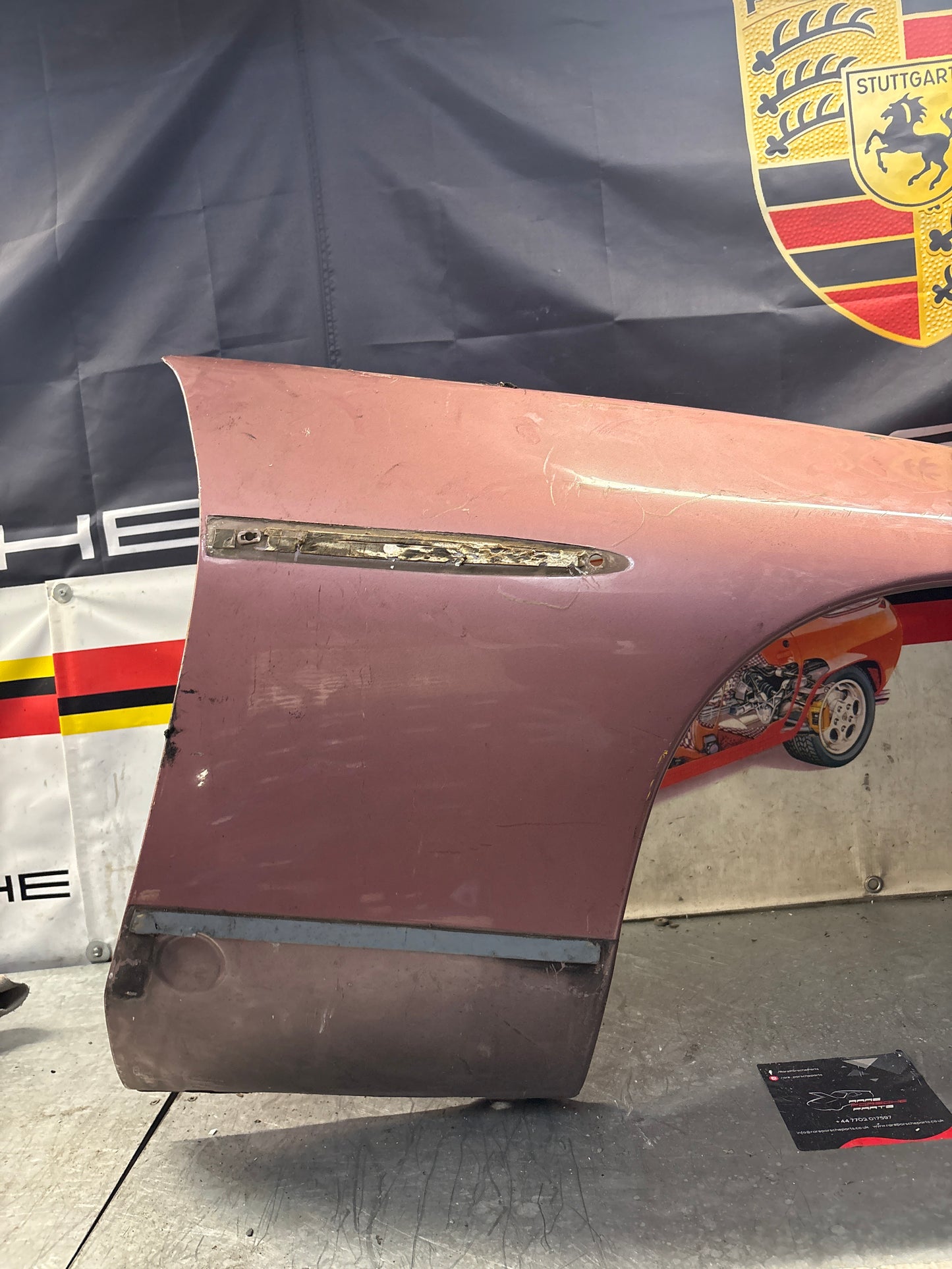 Porsche 928 S4 GT front right wing, used, 92850301211