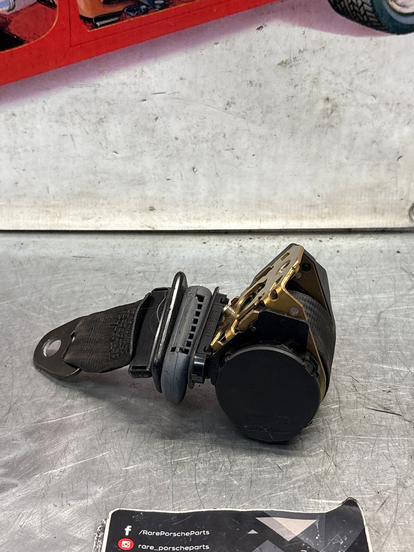 Porsche 924 944 right rear seat belt, 94580302202, used