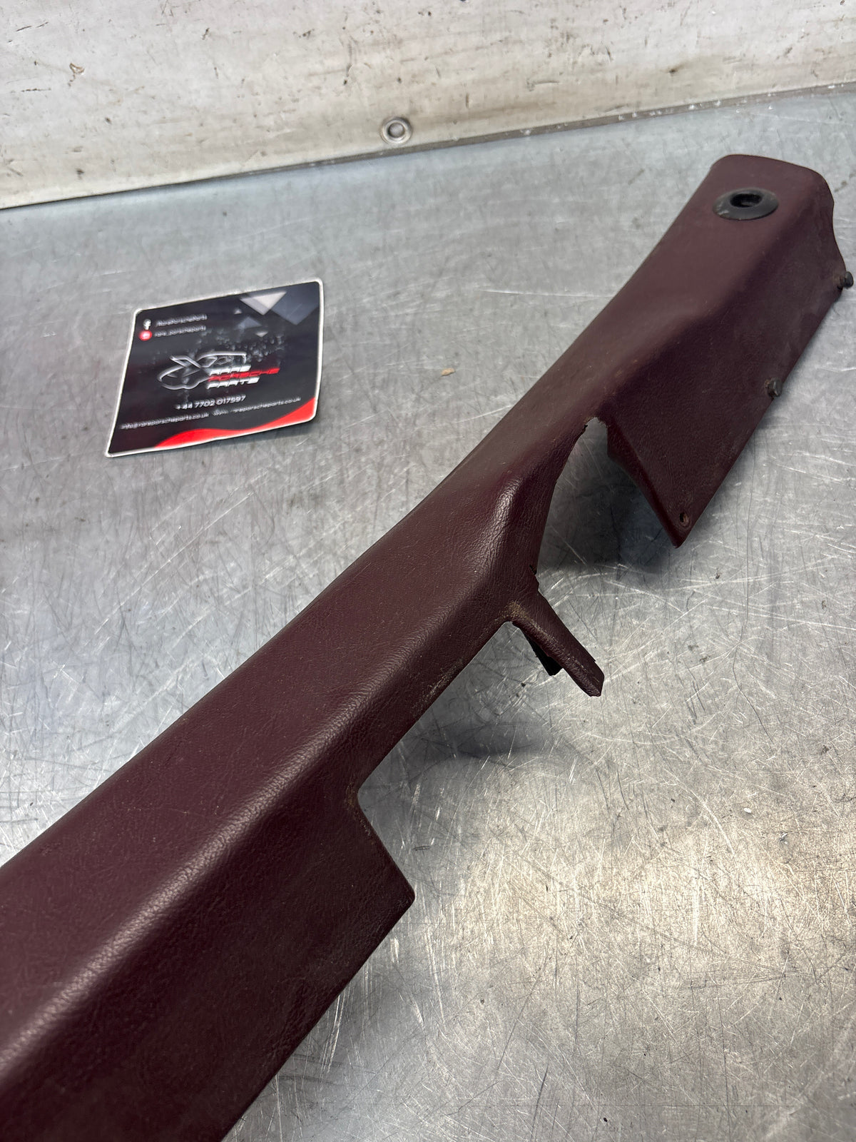 Porsche 928 tailgate interior trim, used, burgundy 92855504705