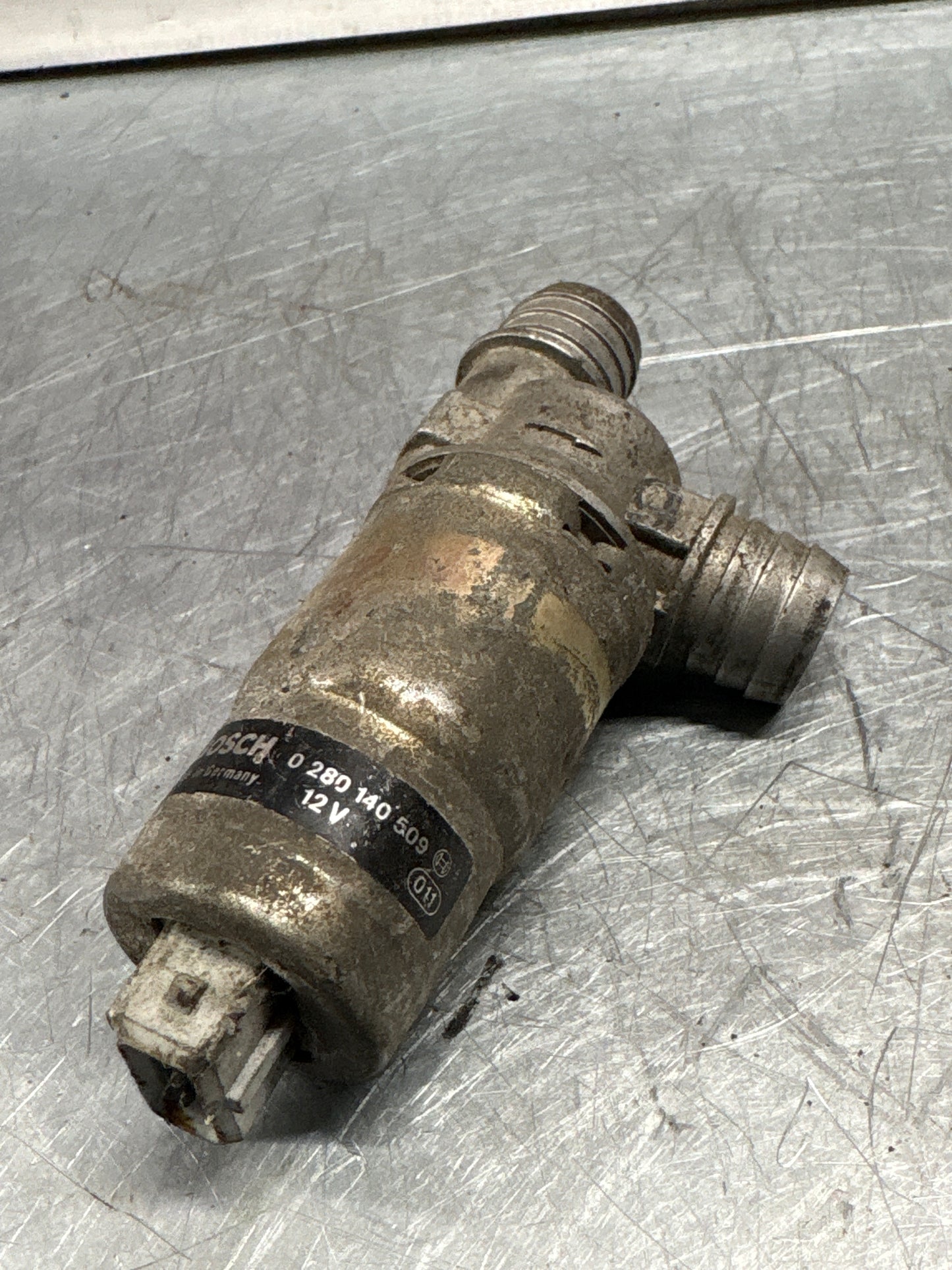 Porsche 928 idle air control valve, used 0280140509