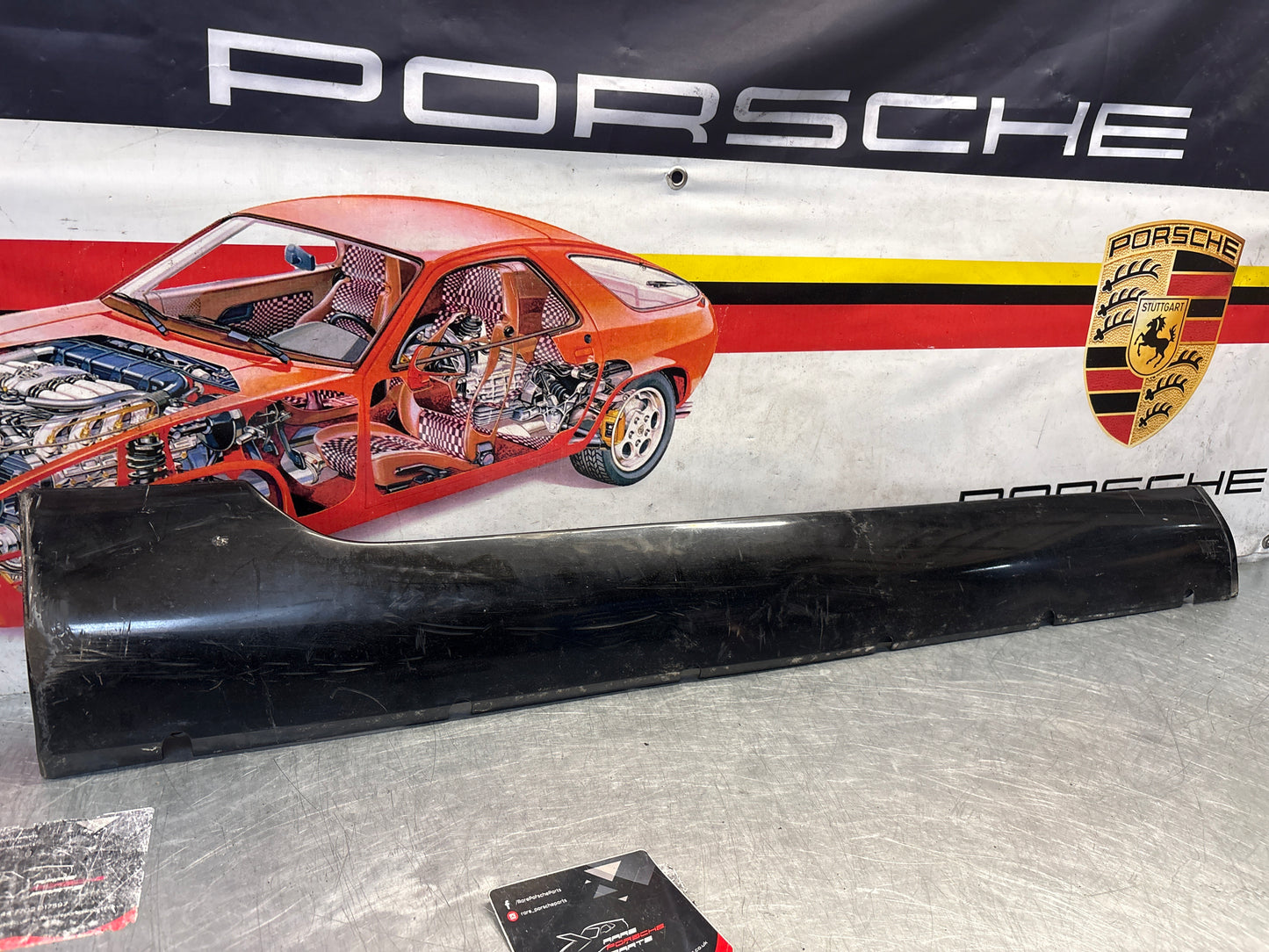 Porsche 928 S4 right sill cover, used 92855908602