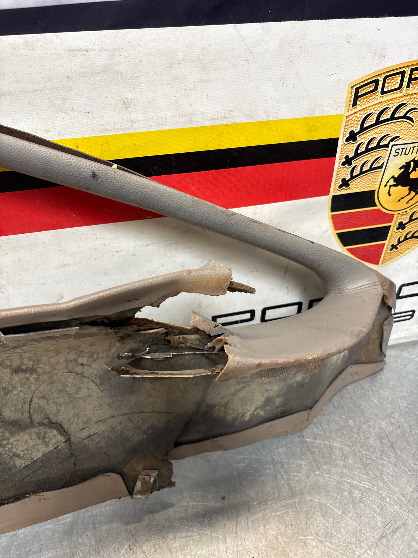 Porsche 928 left side lower side trim panel, grey used 92855502157