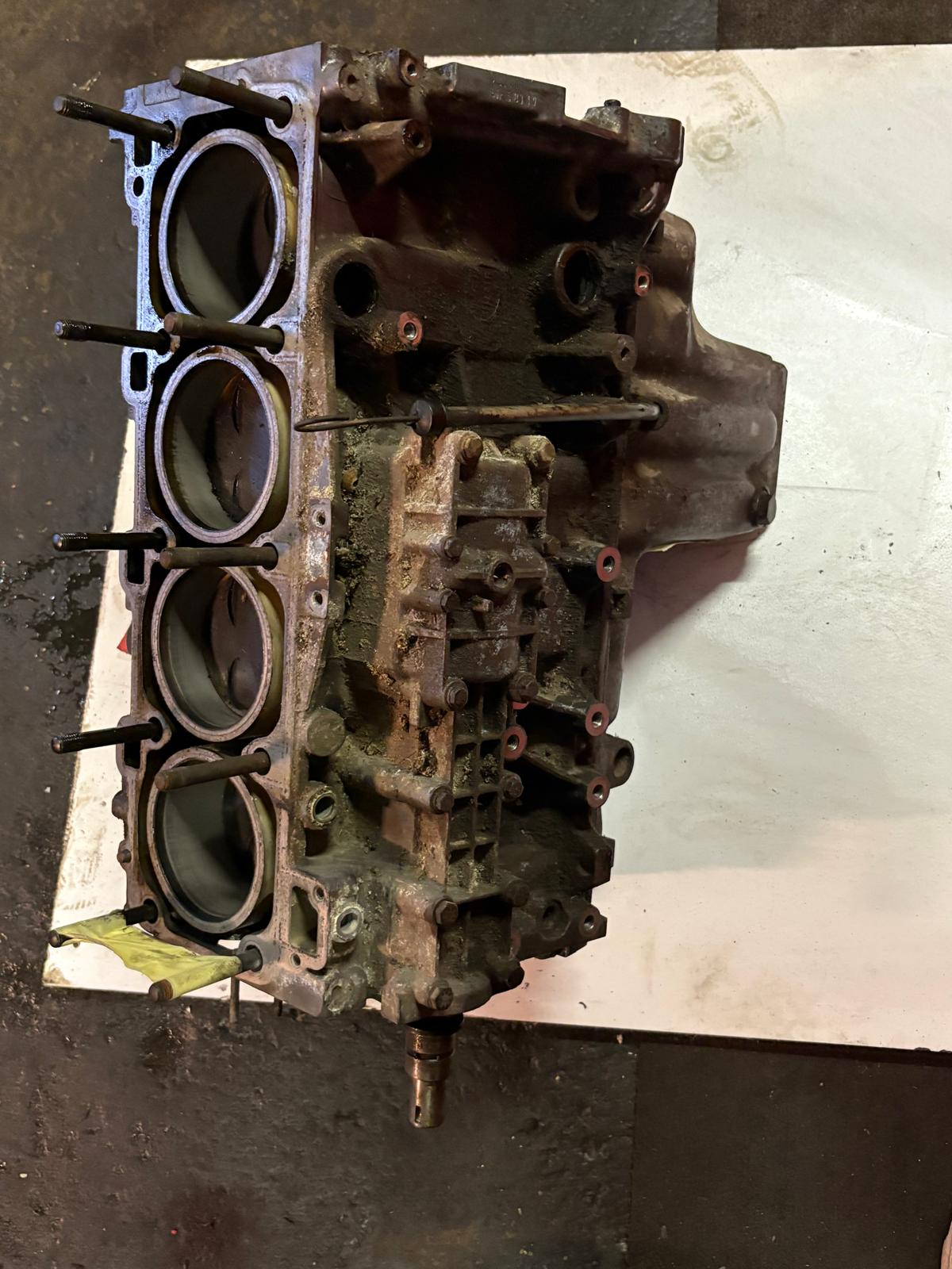 Porsche 944 M44/03 short block, used