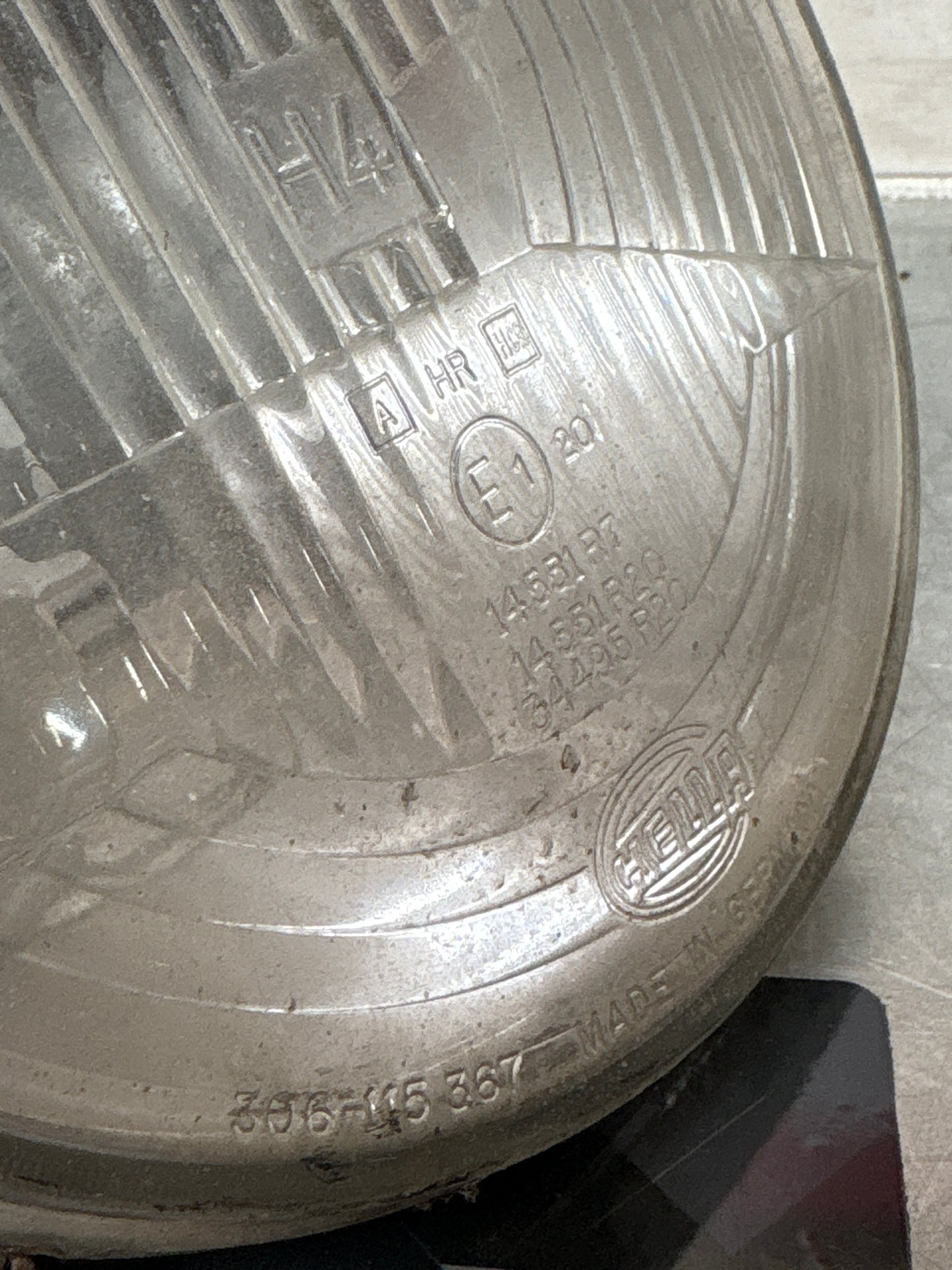 Porsche 924 944 Hella h4 headlight, LHD used 477941771 / 306115367