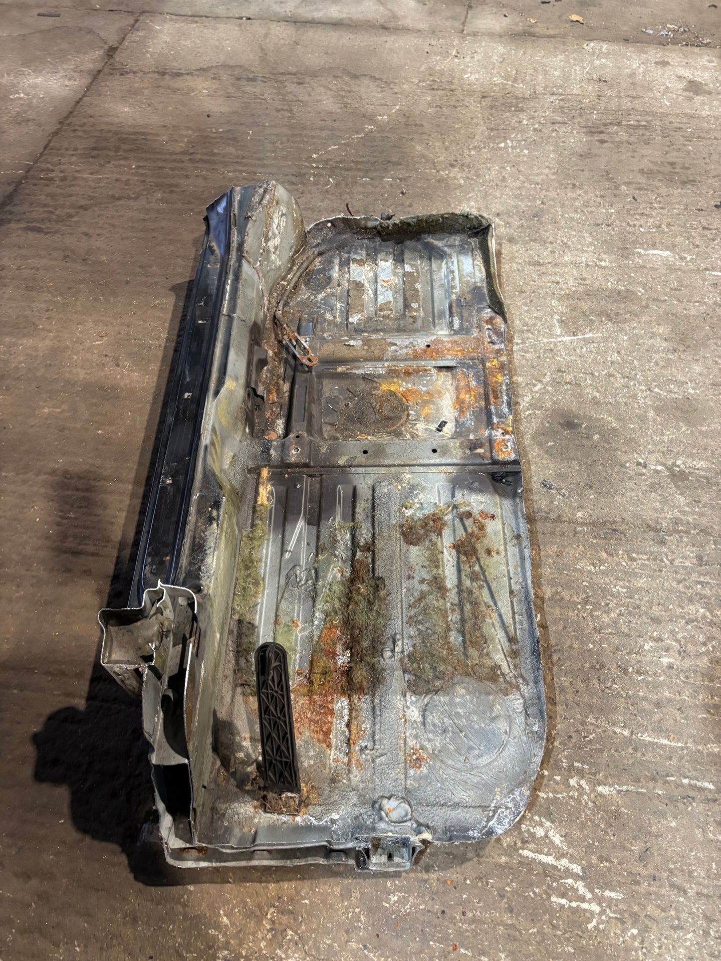 Porsche 944 S2 convertible cabrio floor pan with sill right O/S 94150196110 477809433 94450361200 spares or repair