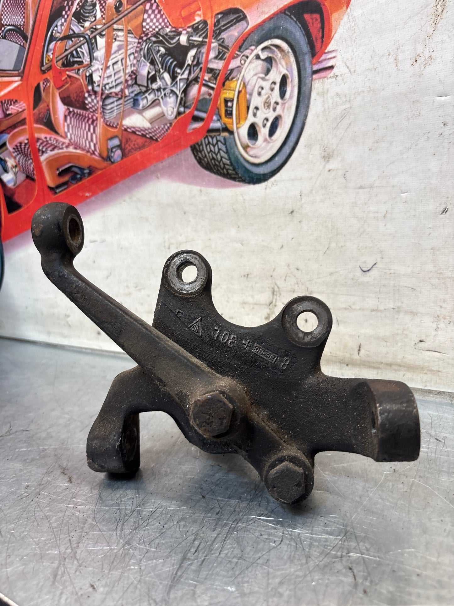 Porsche 928 left steering spindle knuckle, used 92834105703