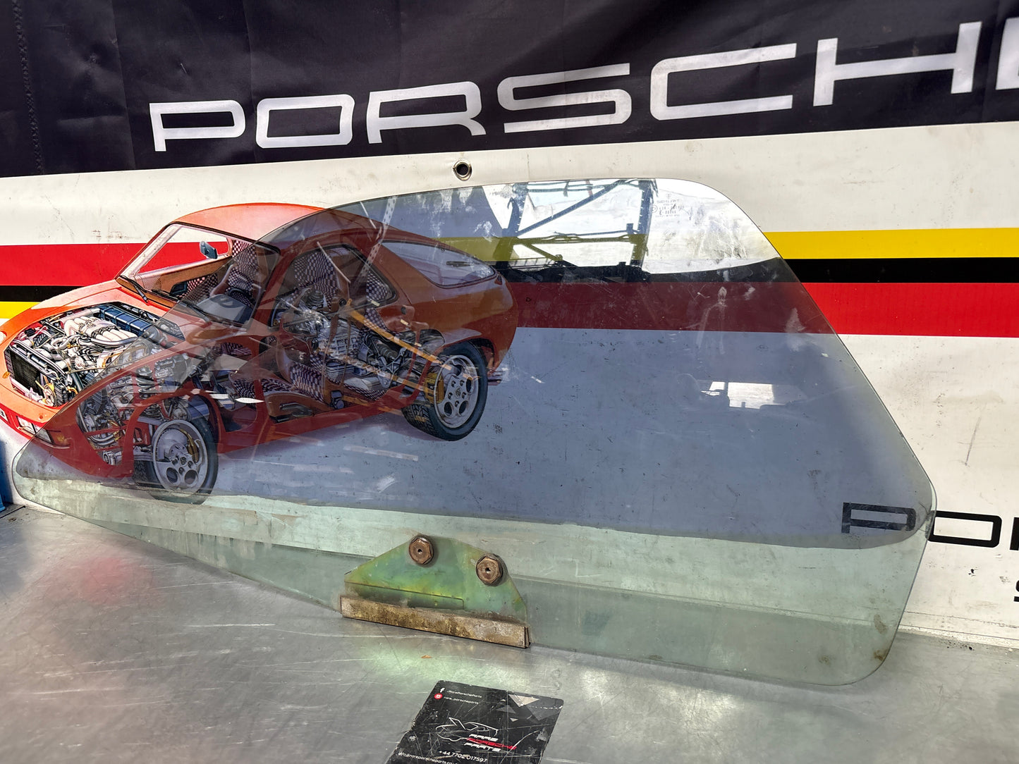 Porsche 928 left hand side green door window glass, tinted 92853710102 used