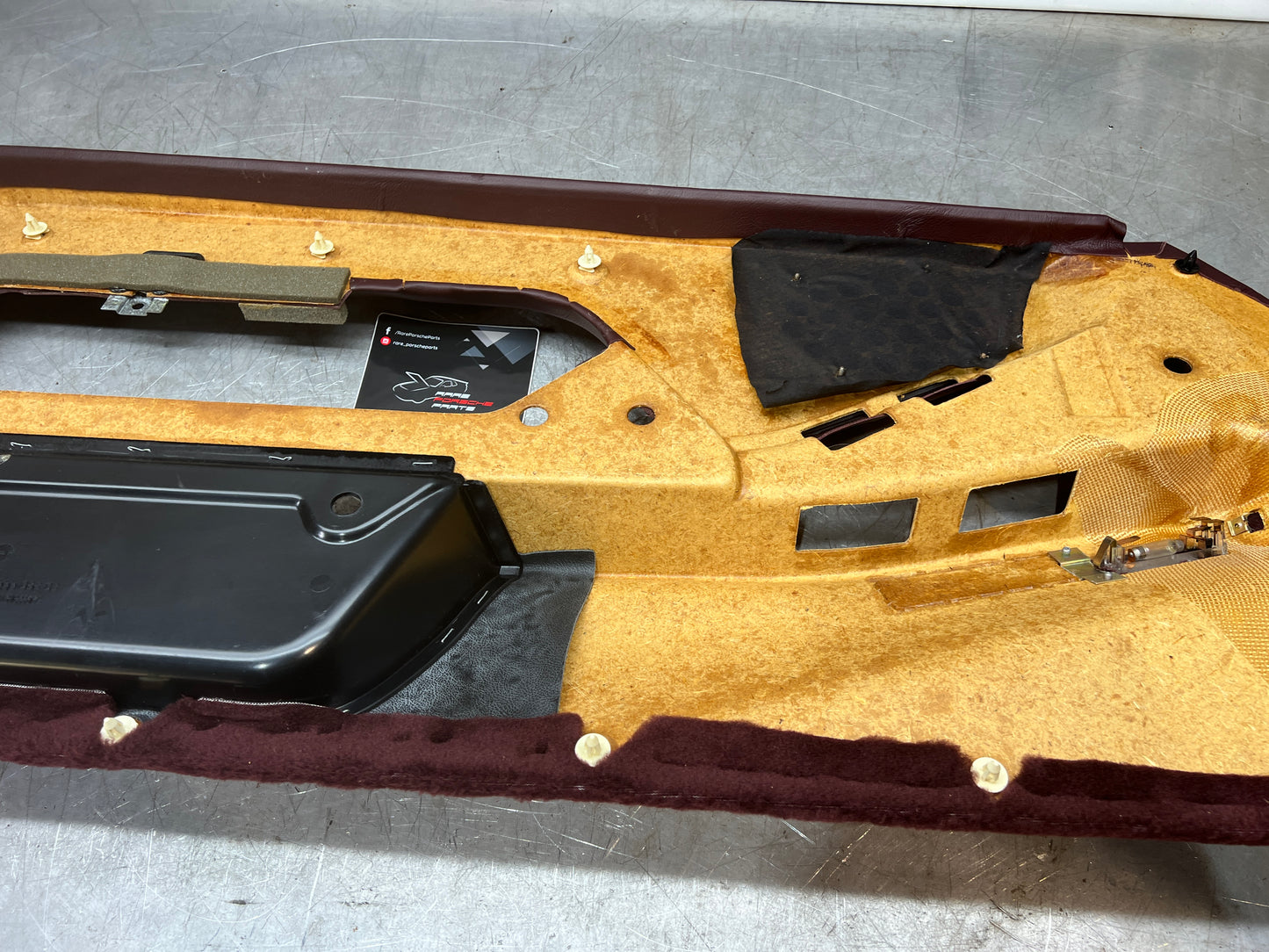 Porsche 928 Right side door card, burgundy, 92855522600 NOS