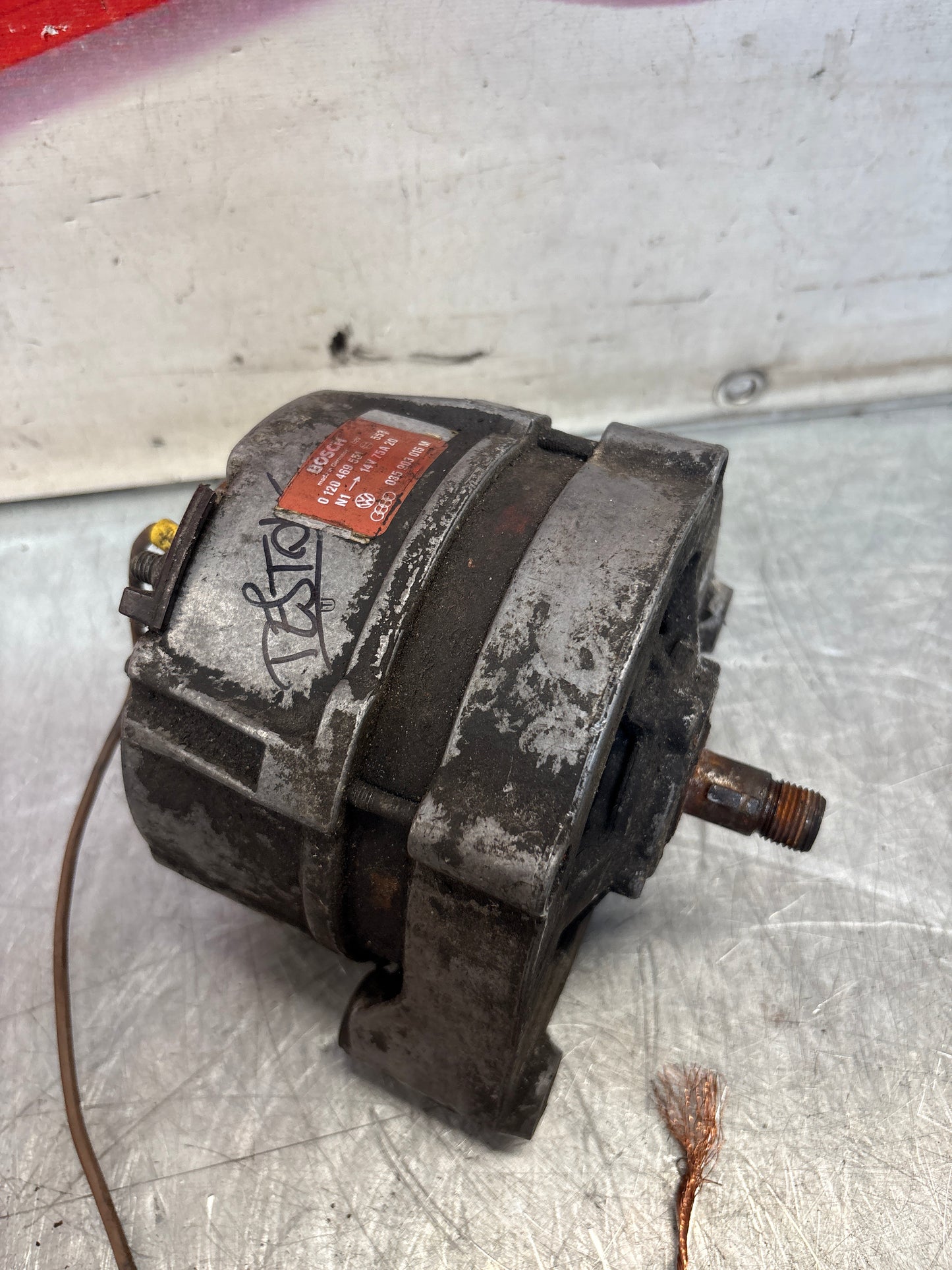 Porsche 924 924 Turbo alternator 0120469551, 035903015M, used