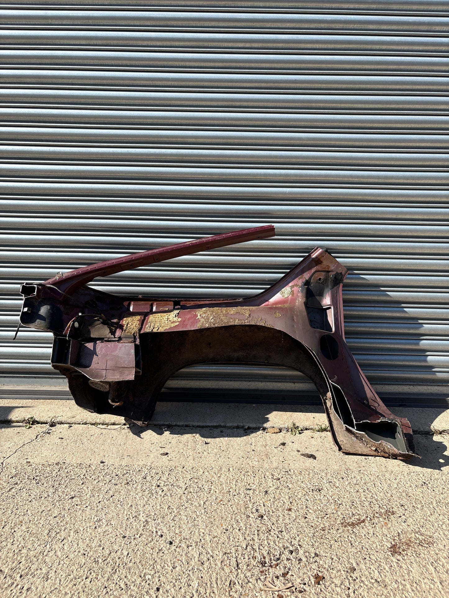 Porsche 928 rear left fender, 92850306219