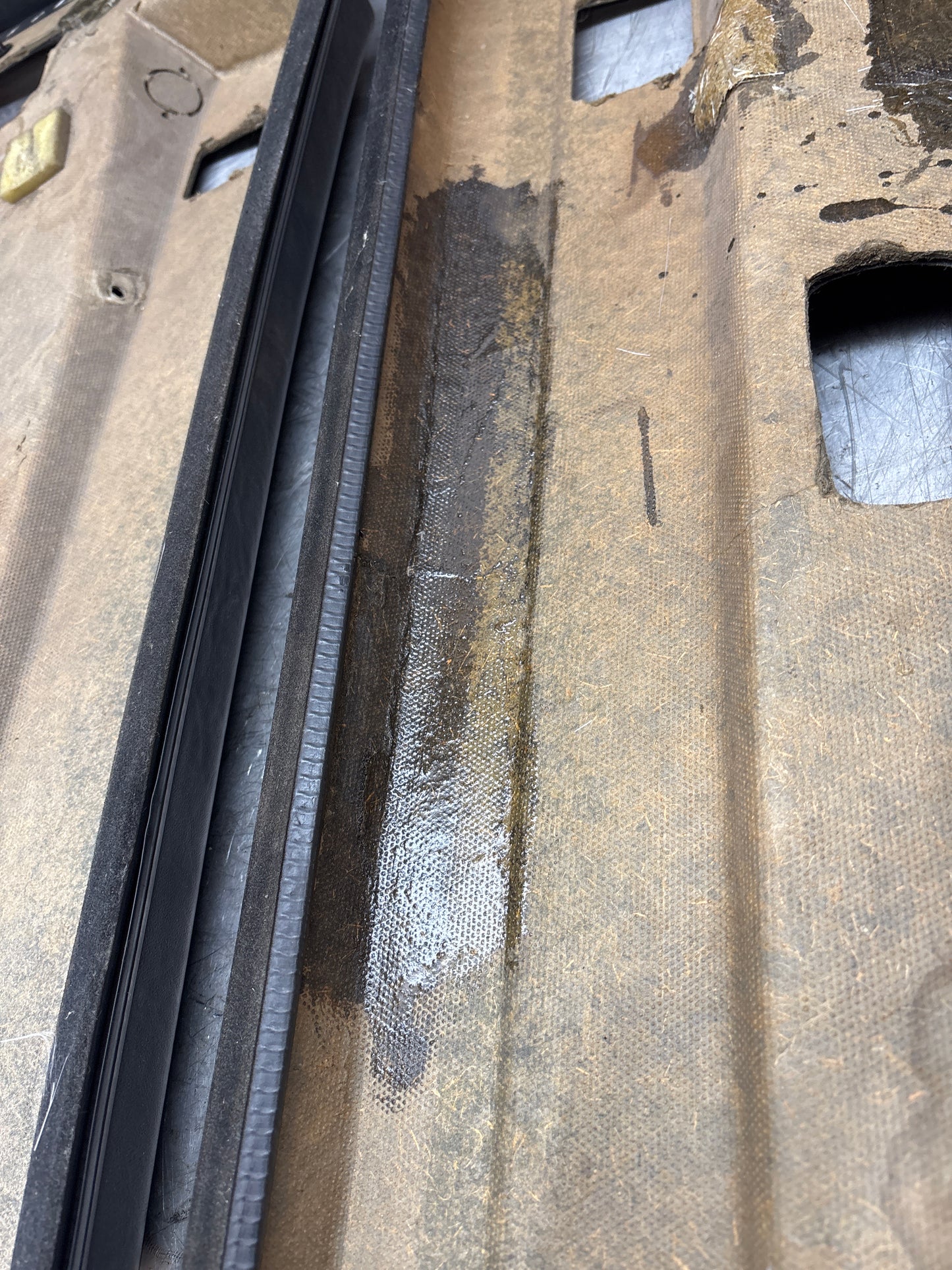 Porsche 924 944 -85.5 pair of Used RHD black door cards, 478867011 / 478867012