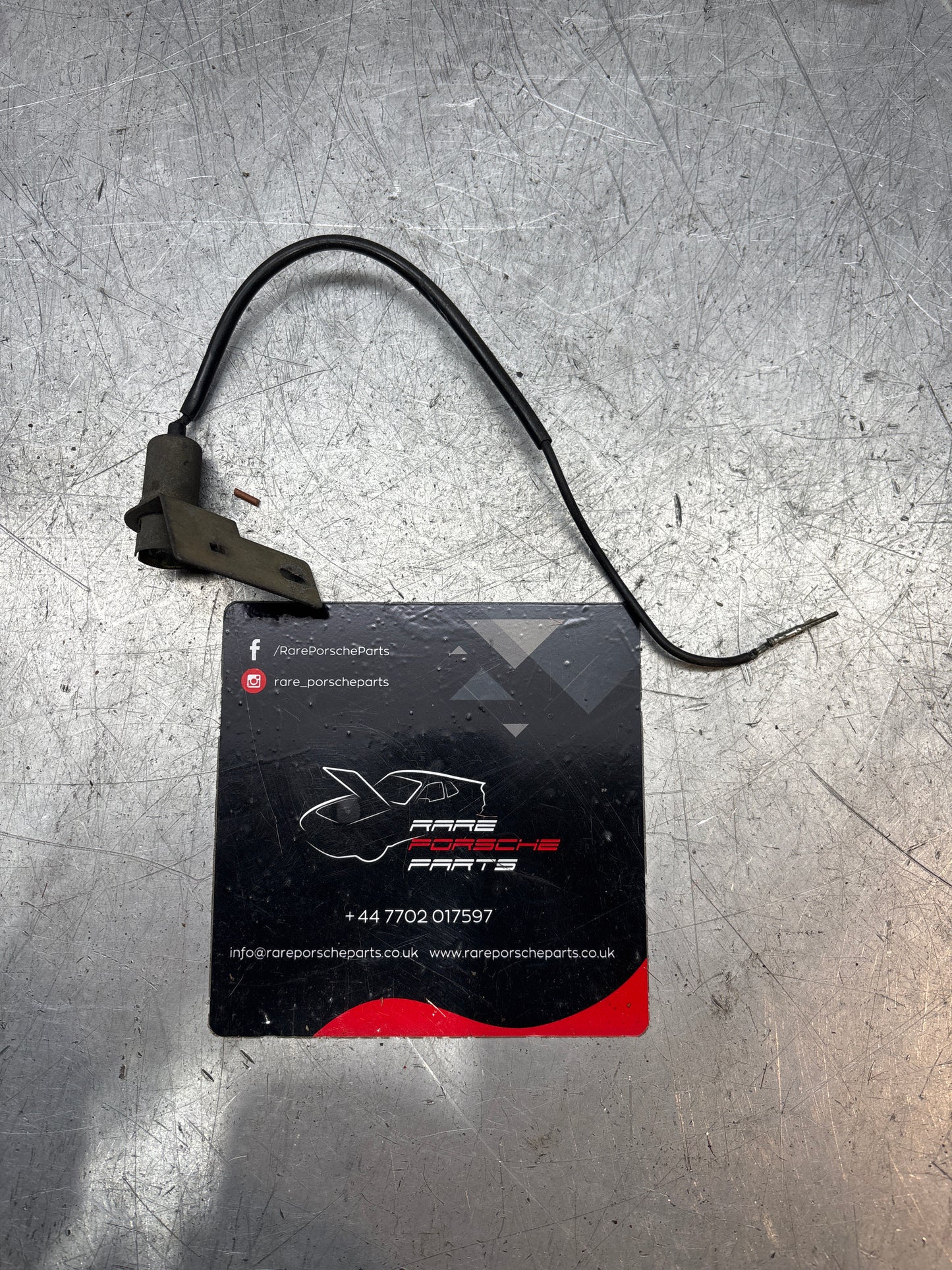 Porsche 924 944 engine compartment light, later type, short cable 94462805100, used