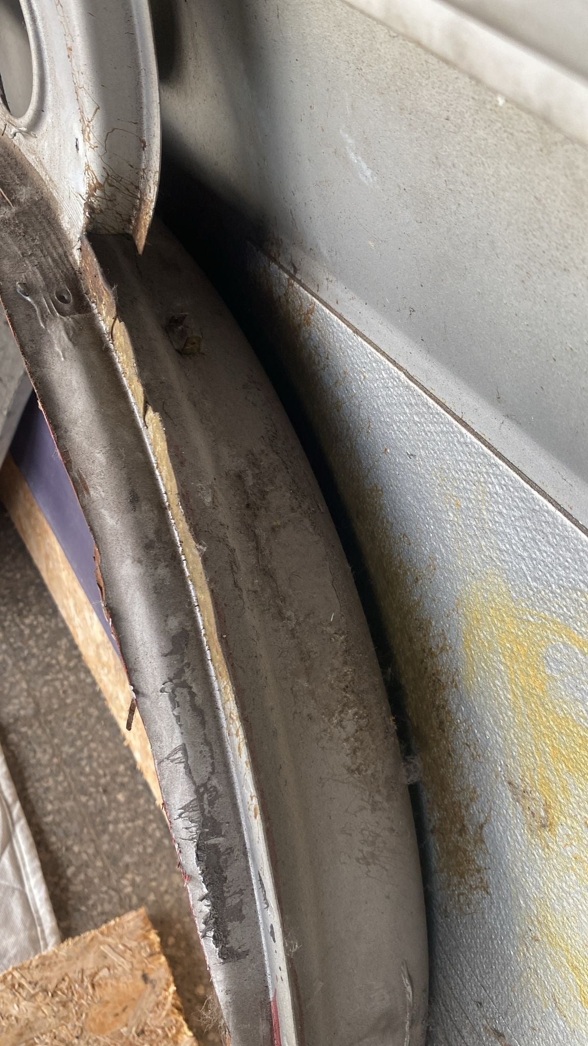 Porsche 924 76-79 Right sill / fender section, 477809602B cut