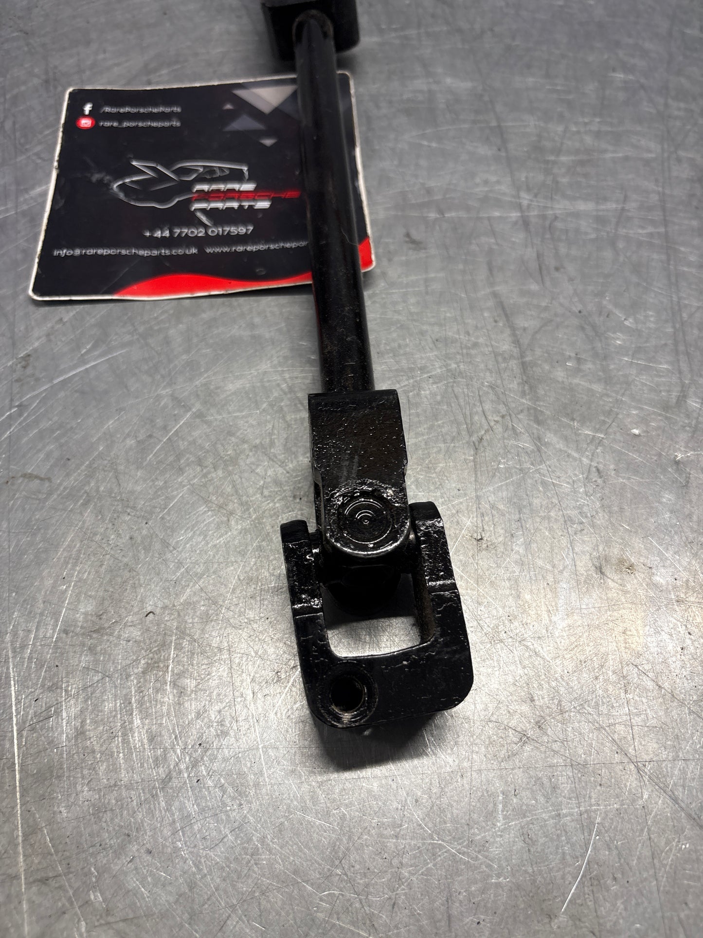 Porsche 944 / 968 power steering coloumn shaft, refurbished 94534702701