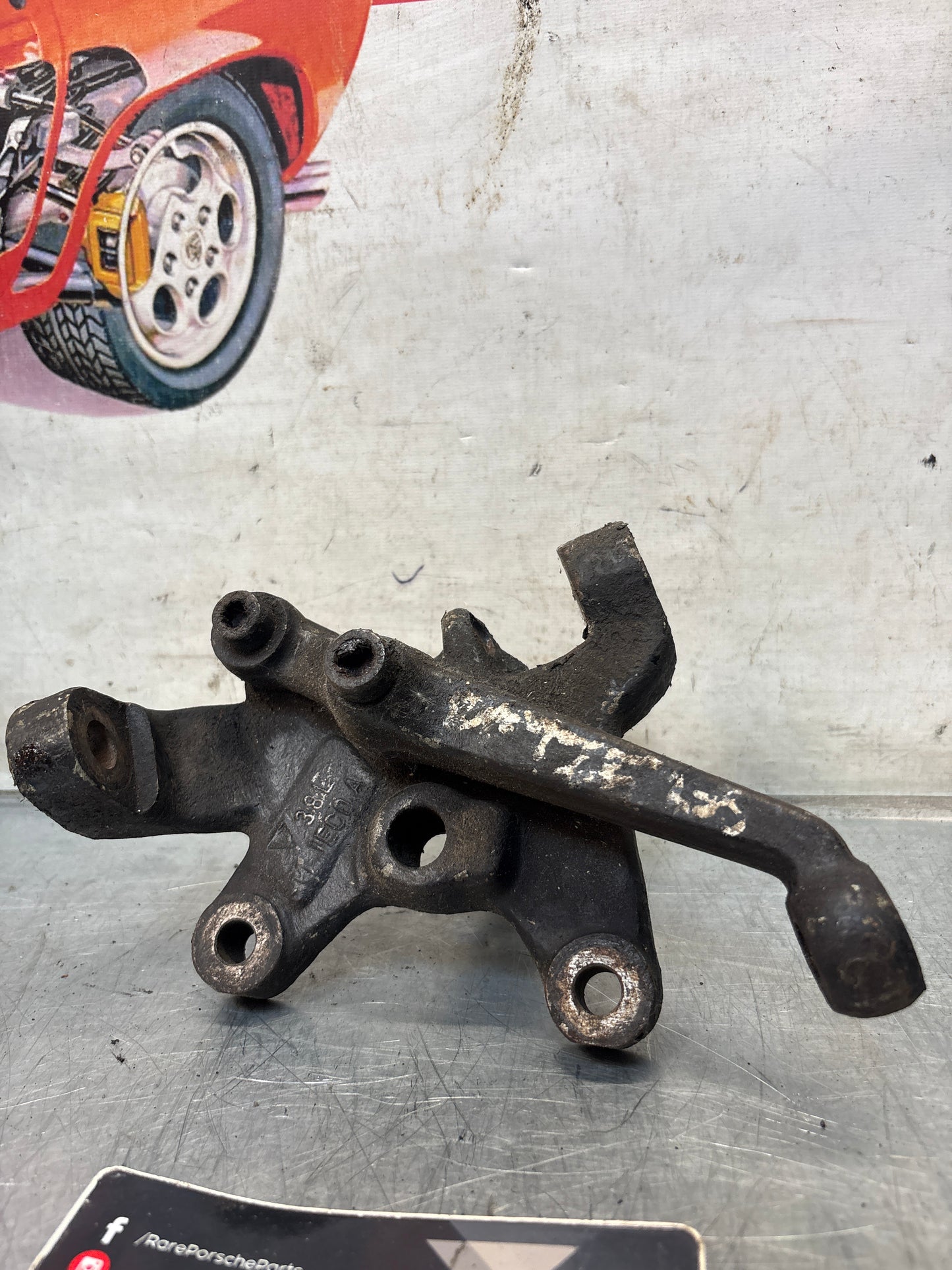 Porsche 928 left steering spindle knuckle, used 92834105713