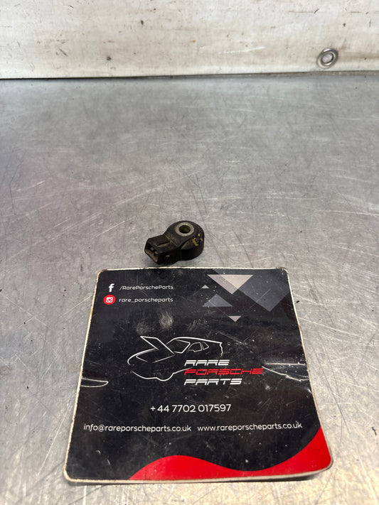 Porsche 944 knock sensor, used 0261231006