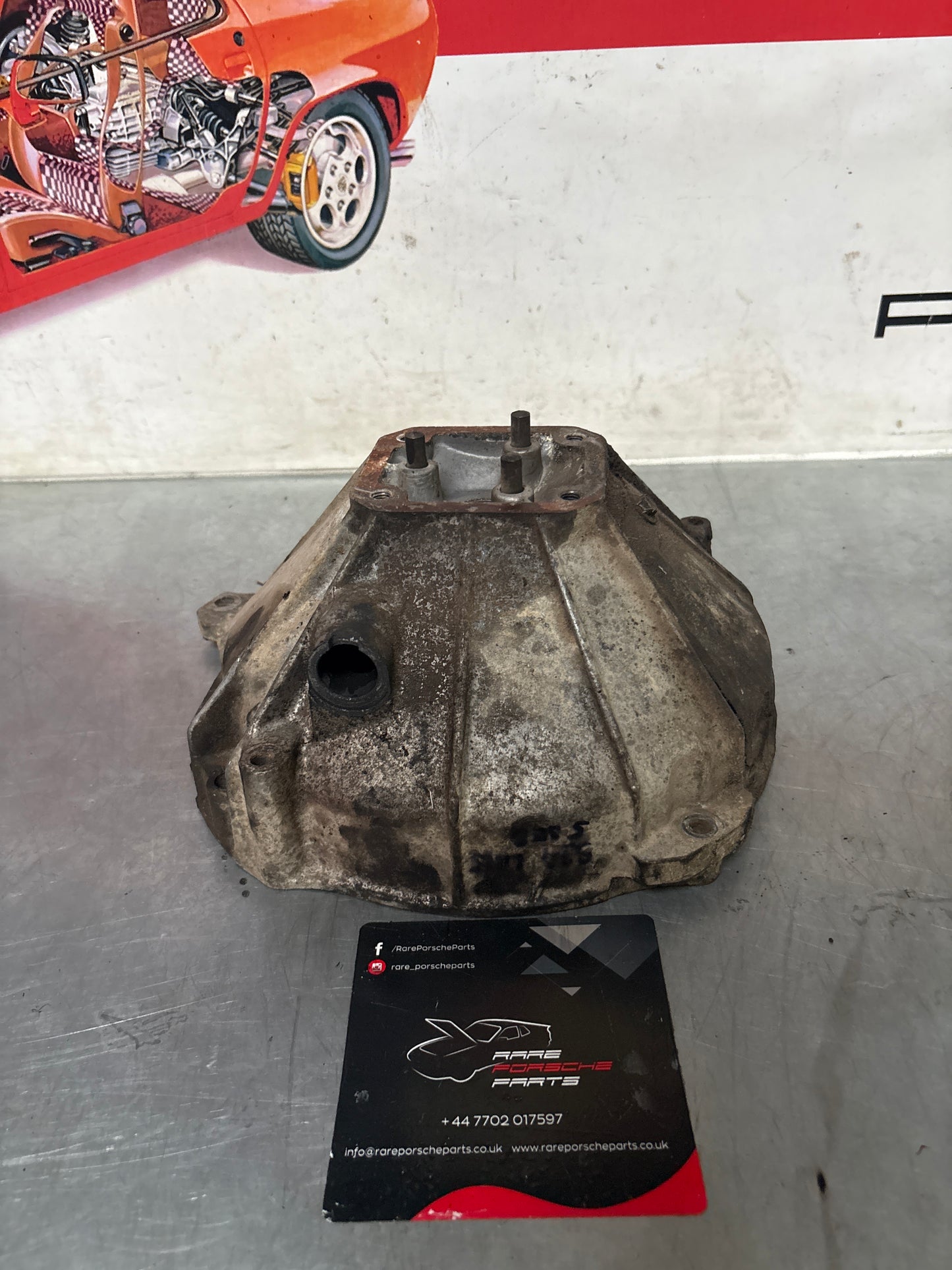 Porsche 924 Bell housing, used 477521111
