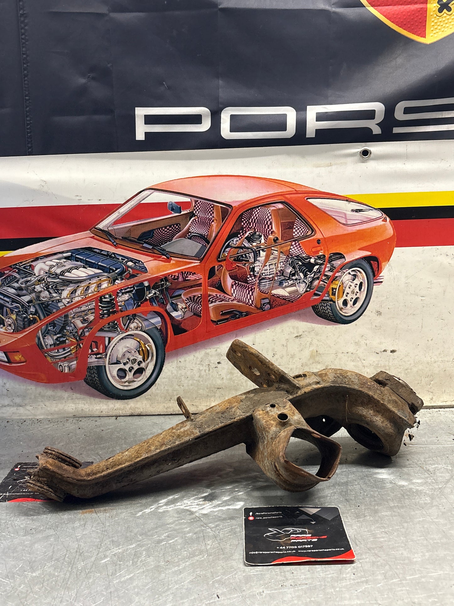 Porsche 924 944  -85.5 Rear left trailing arm, used 94433102100