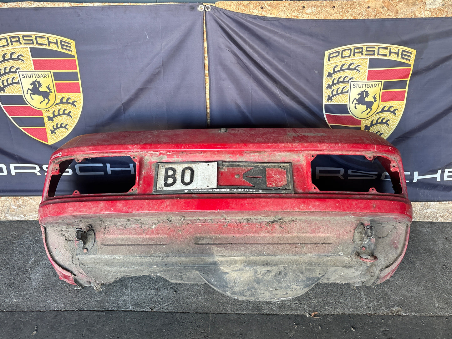 Porsche 924 rear end cut 94450303701, used