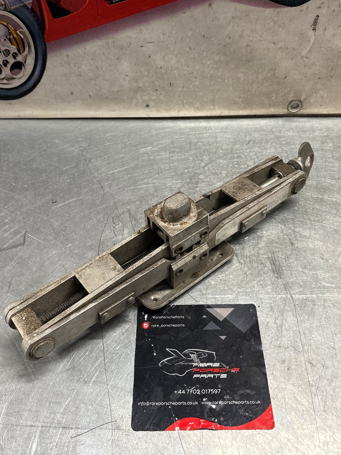Porsche 944 / 944 Turbo / 911 Carrera 2 / 4 spare tire jack lift, used