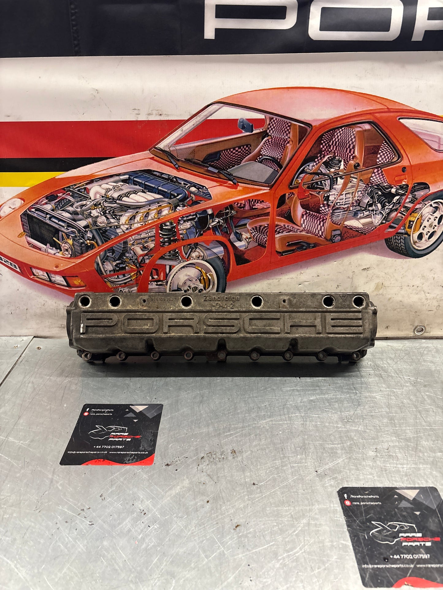 Porsche 924S 944 2.5 2.7 camshaft housing 9441052507R