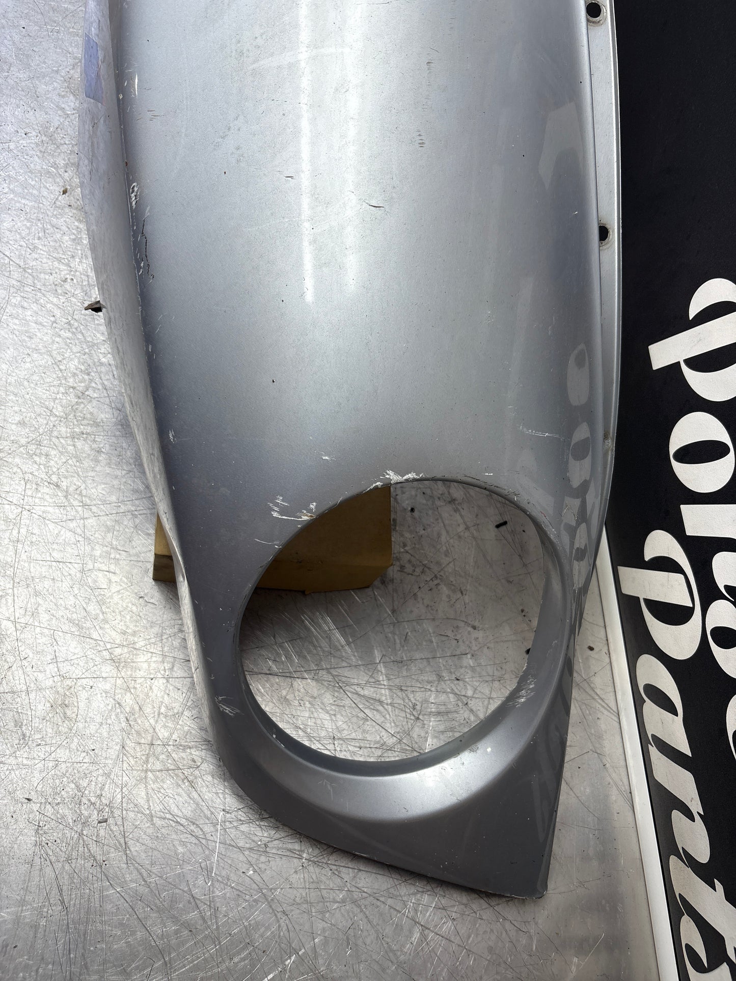 Porsche 968 front right wing, used