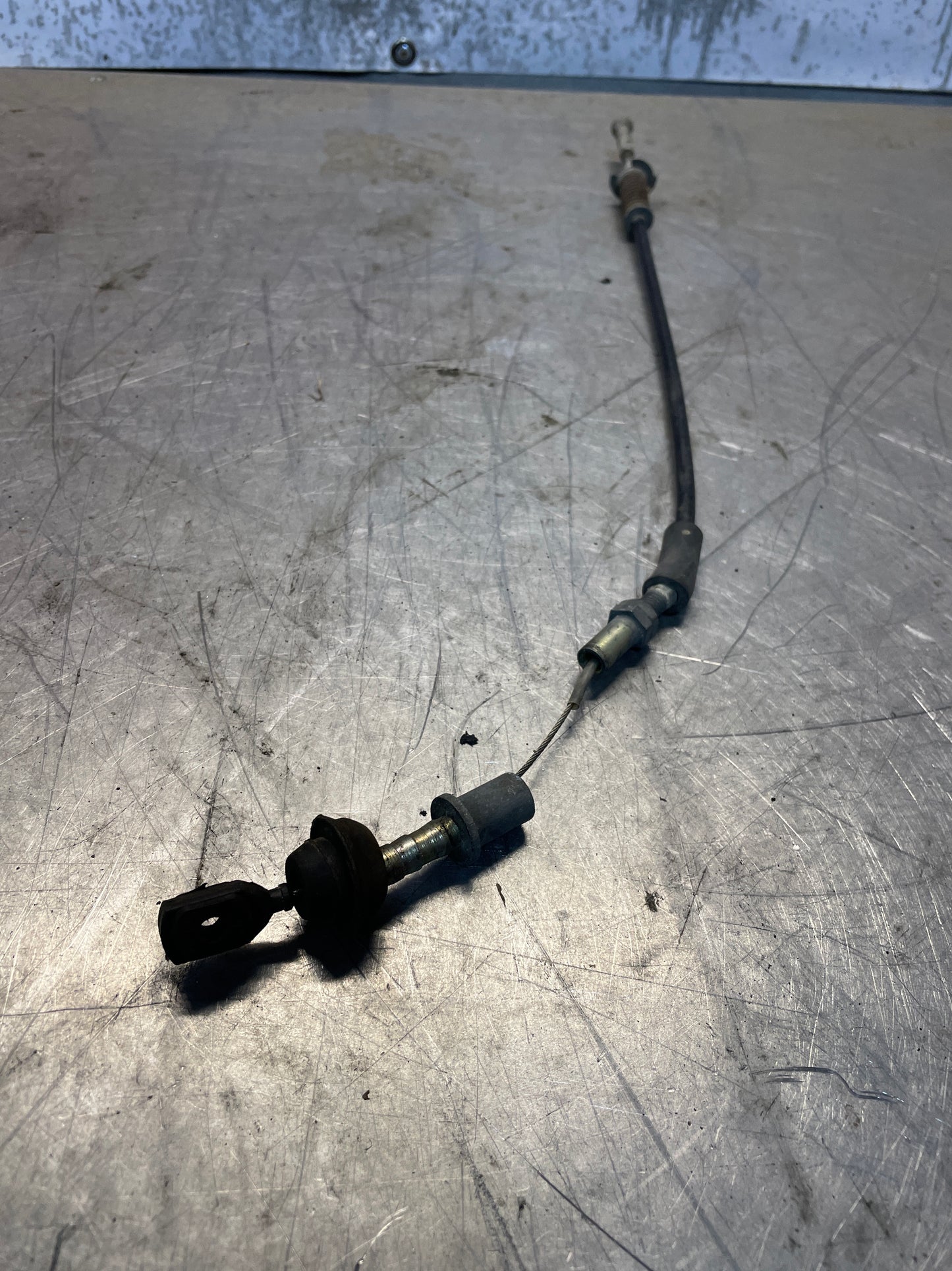 Porsche 928 throttle accelerator cable, used 92842302306, LHD only