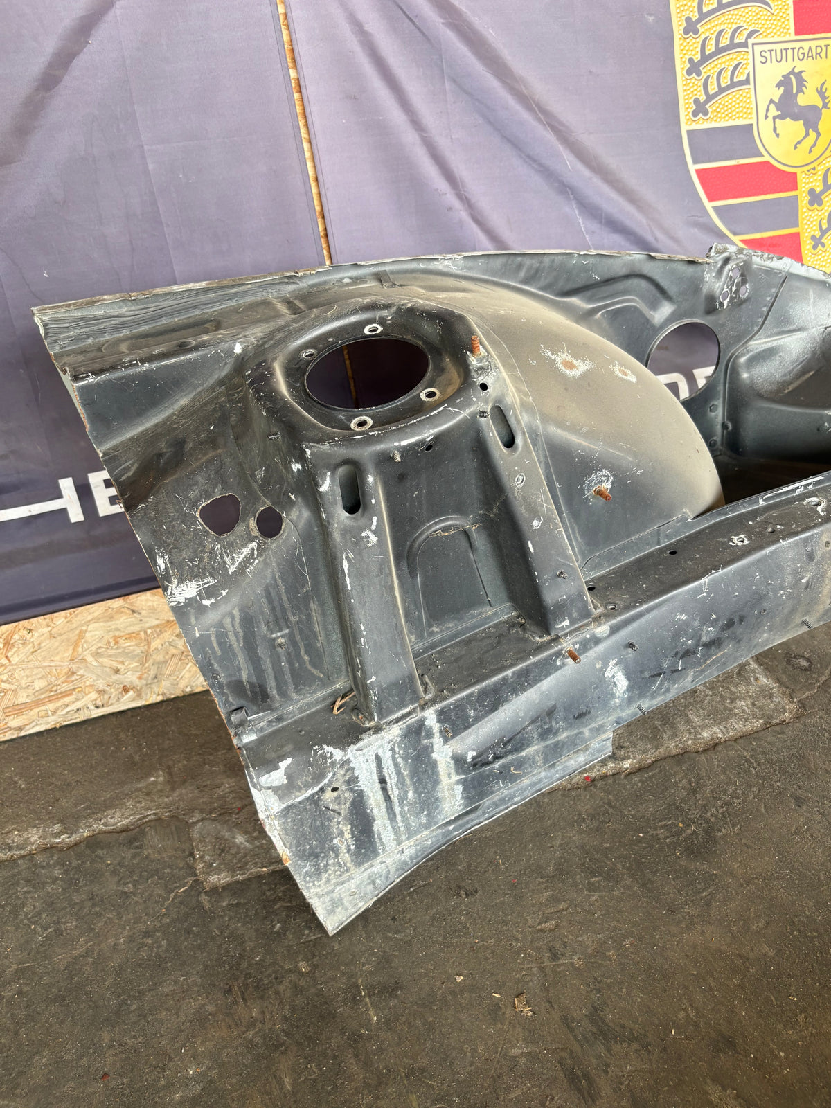 Porsche 944 Front end section cut