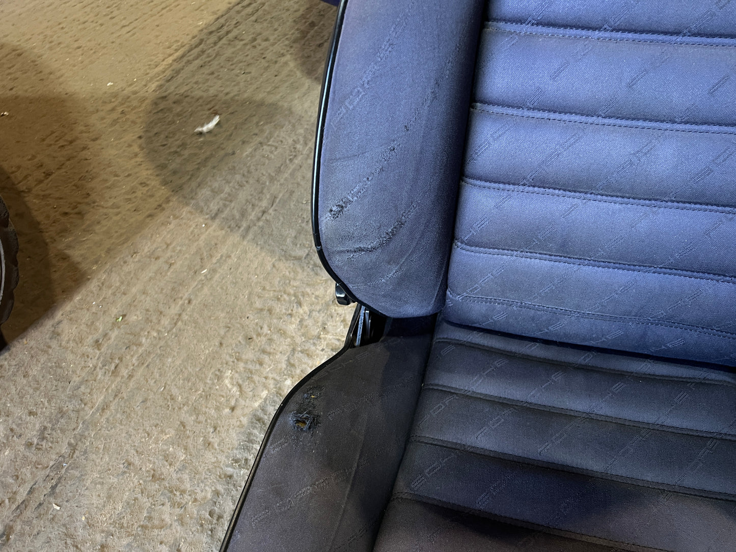 Porsche 924 / early 944 pair of Recaro sport seats, early type, used front seats only