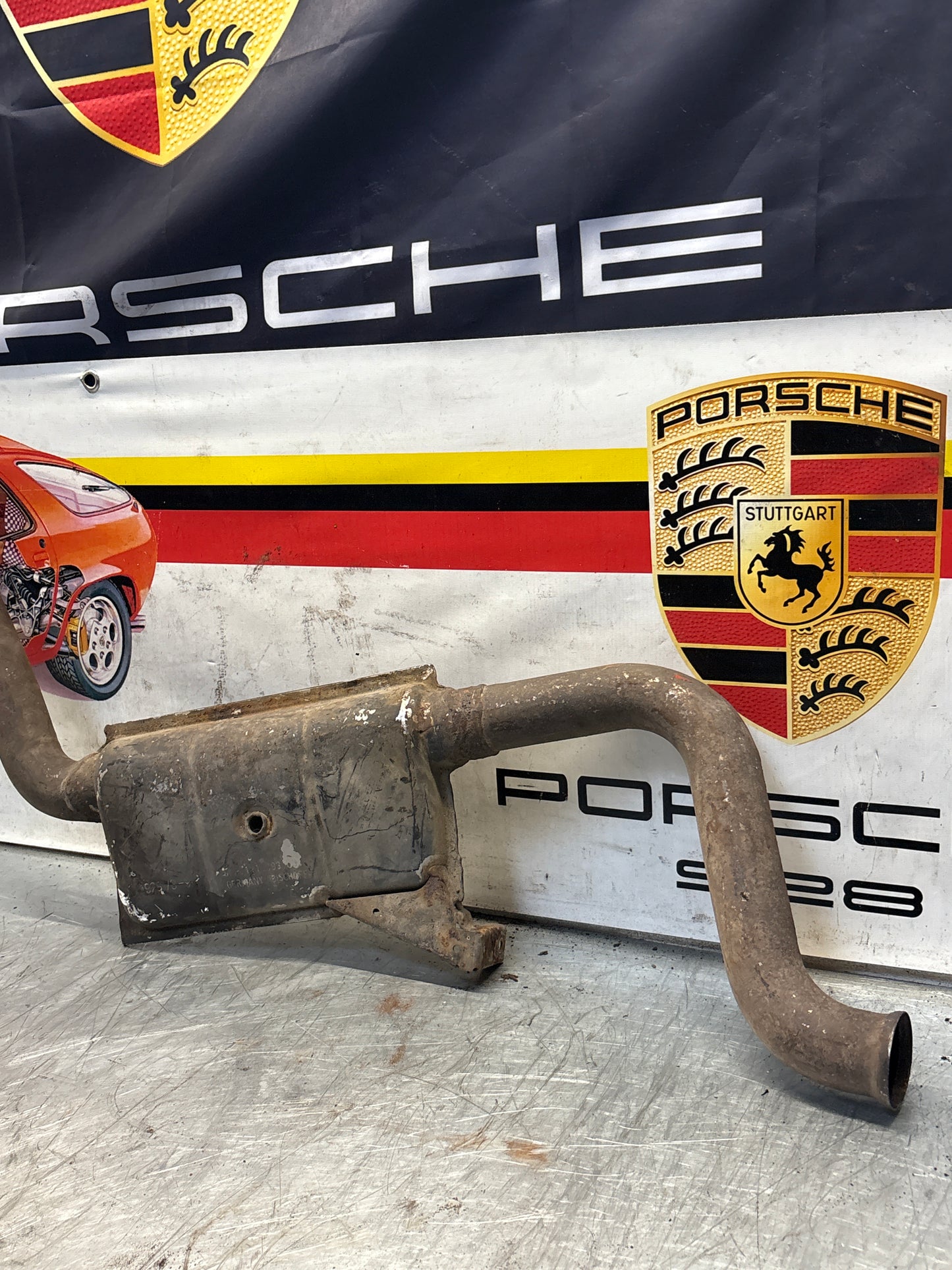 Porsche 928 S4 left middle silencer, used 92811109303